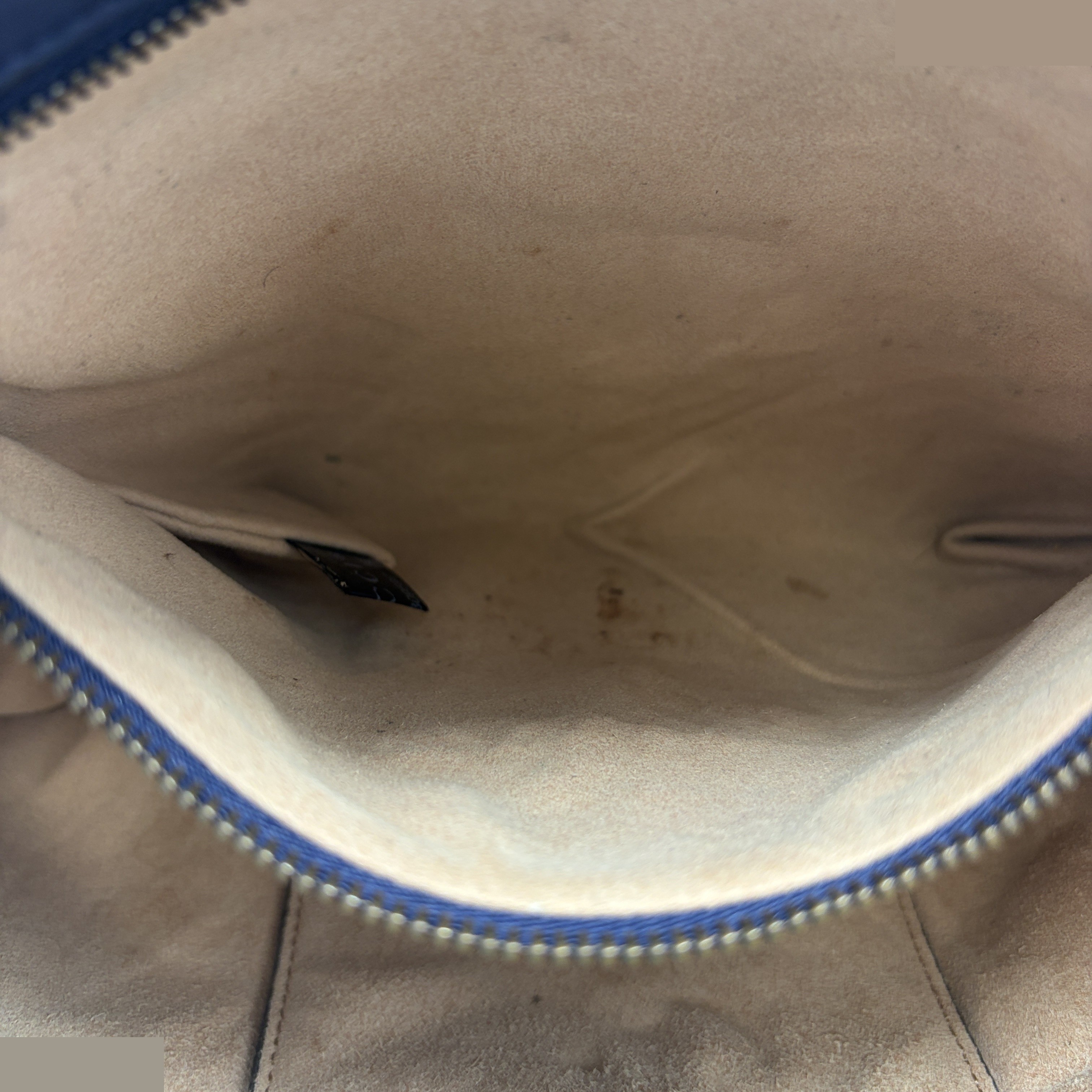 GG Marmont Leather Chain Bag — view 10