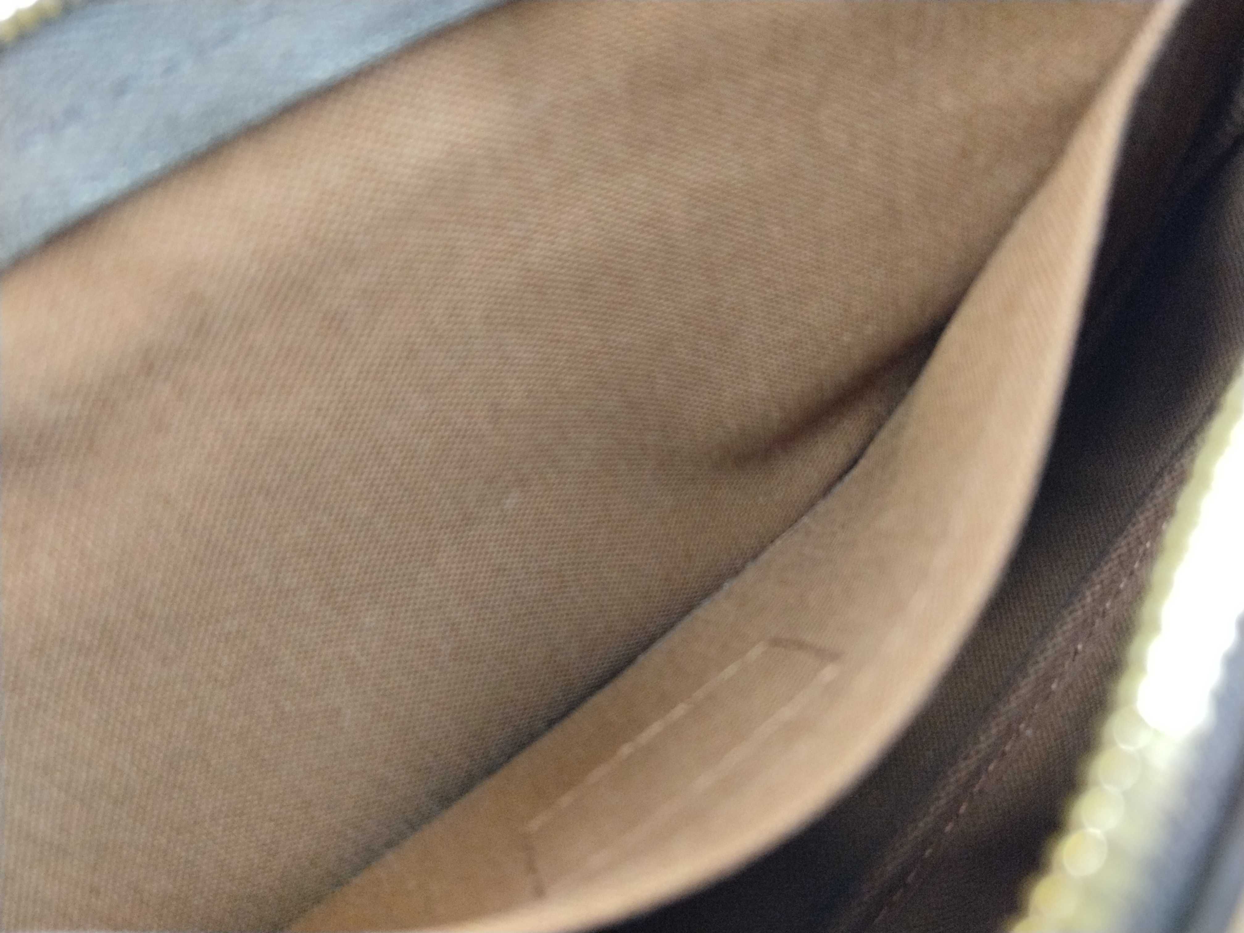 Monogram Louis Vuitton M44840 Multi Pochette Accessoires 2-Way Shoulder Bag with Pouch — view 9