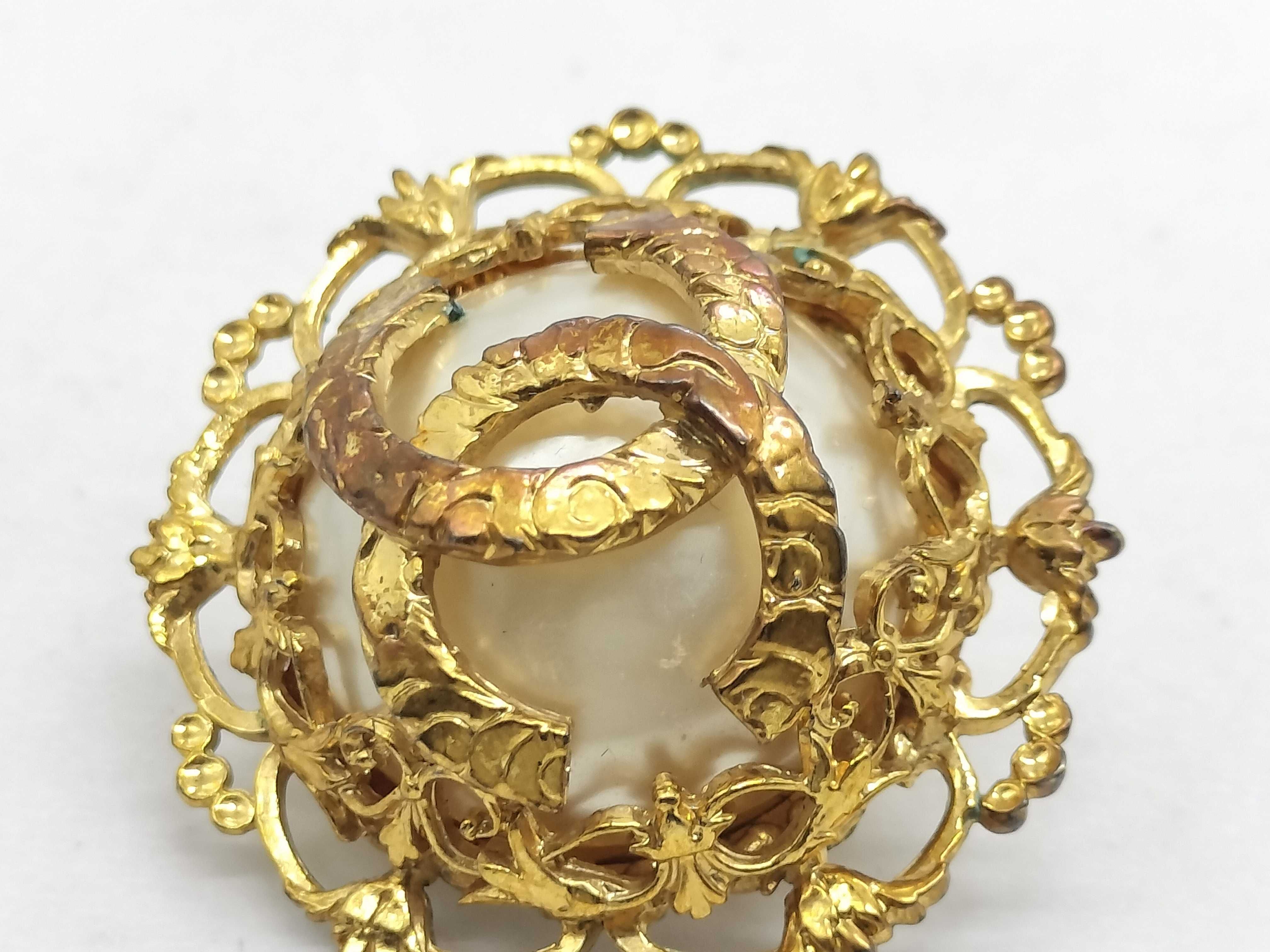 earring (single earring) with Coco Mark — view 7