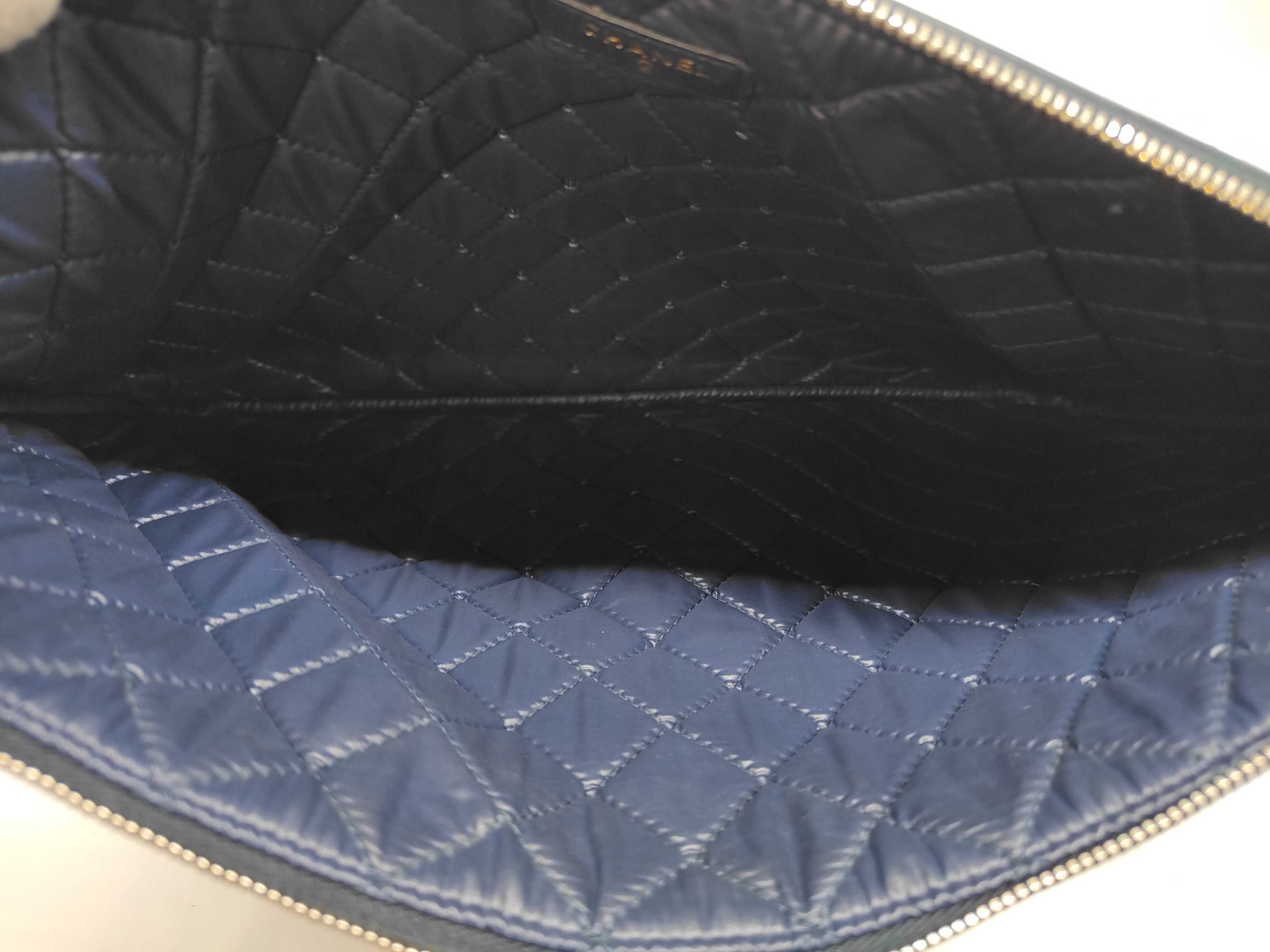 Classic Boy Medium Clutch Bag Navy — view 5