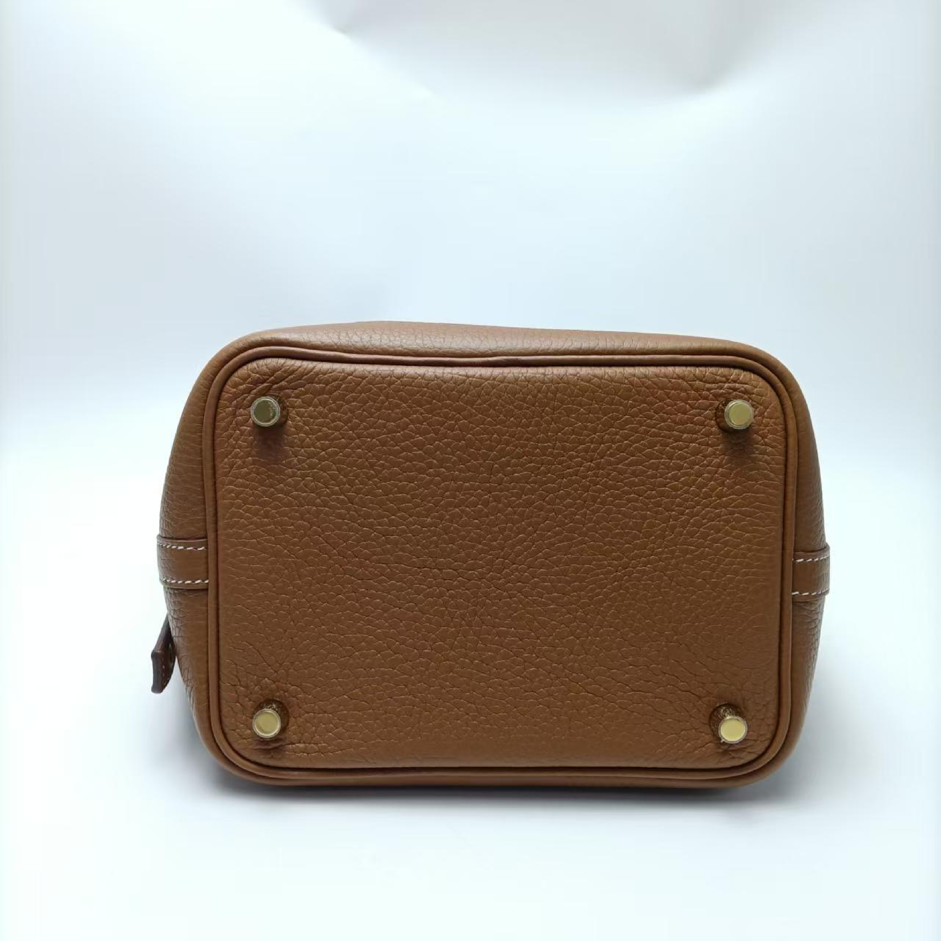 Picotan Cowhide Handbag Z Engraved Handbag — view 7