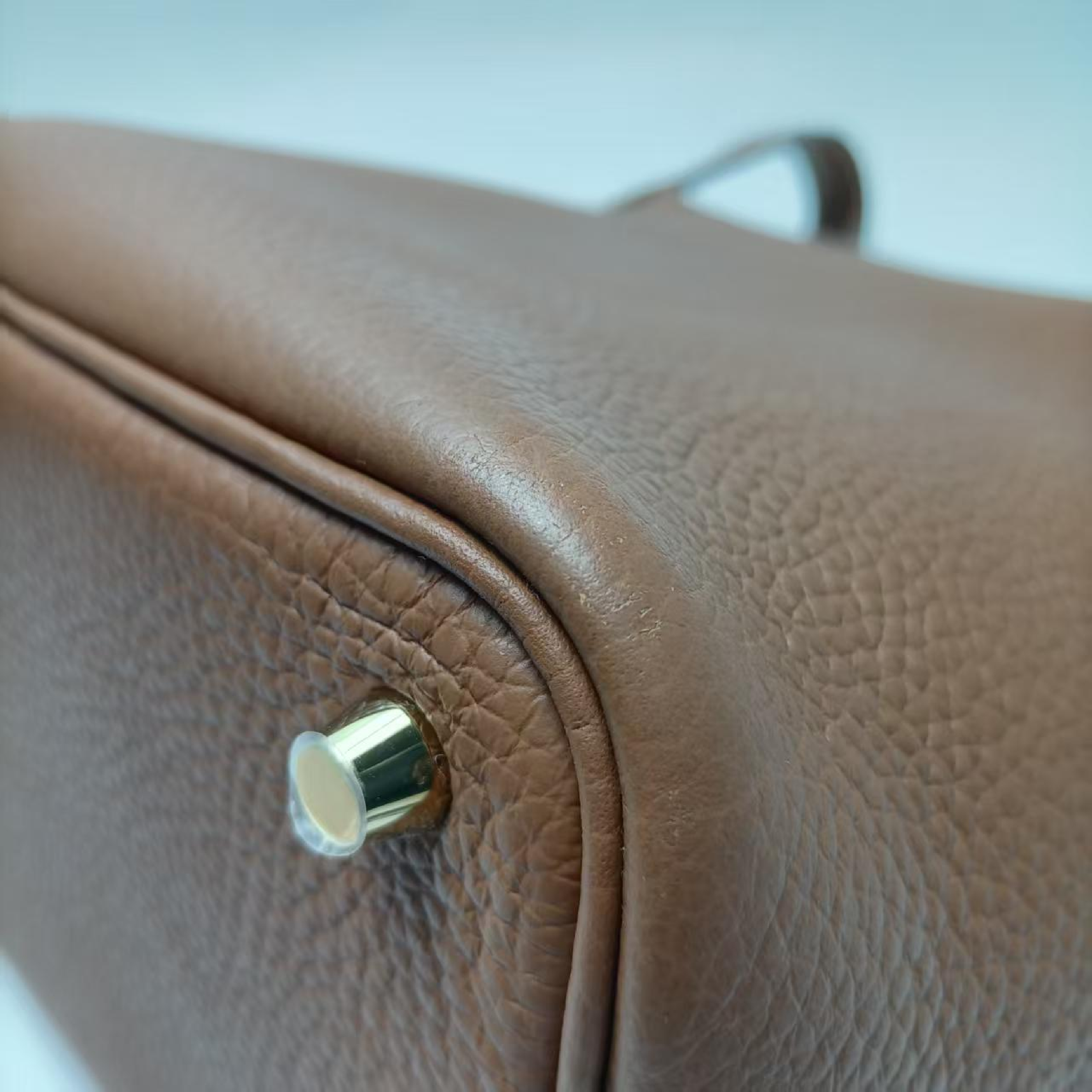 Picotan Cowhide Handbag Z Engraved Handbag — view 8