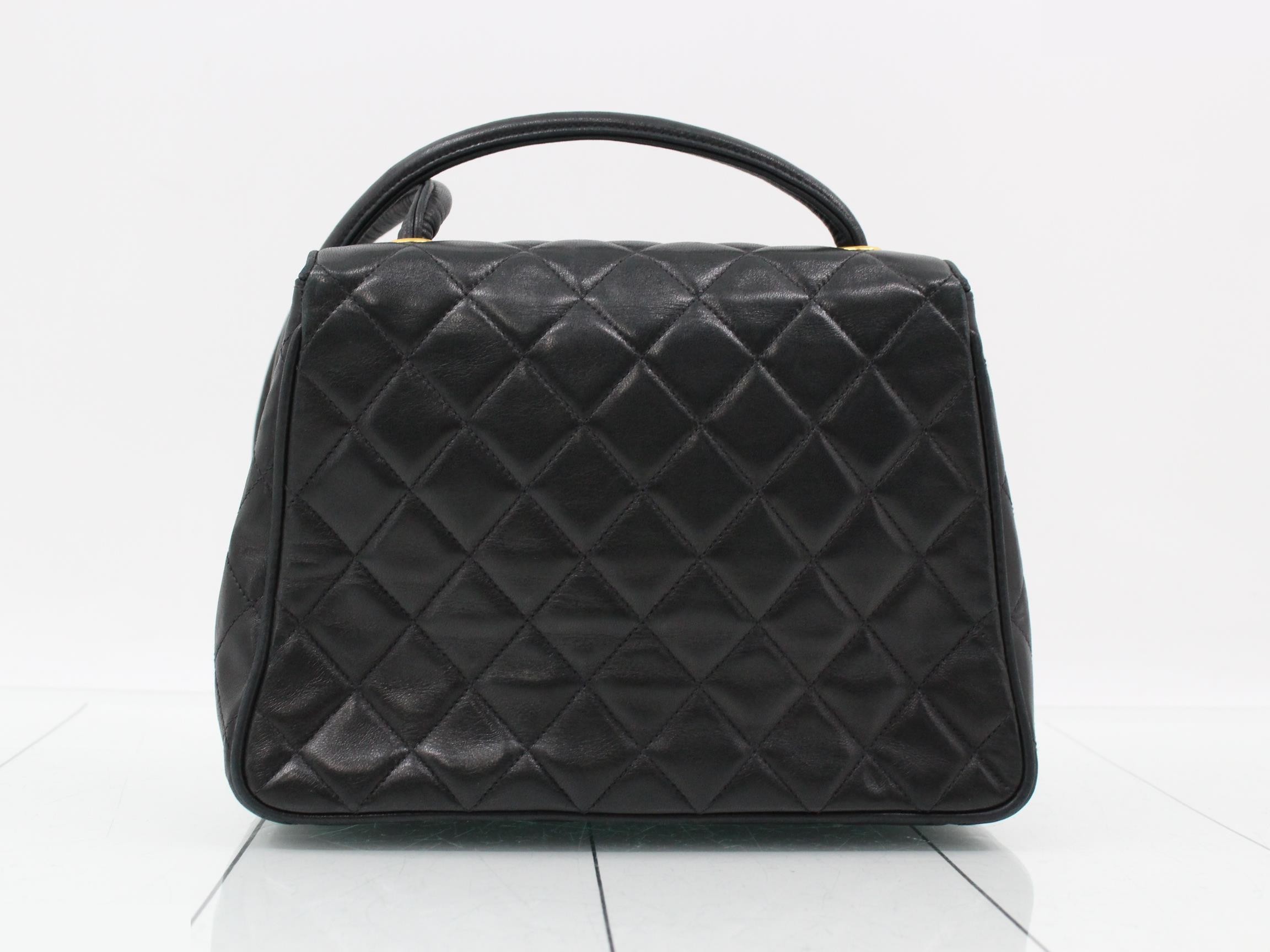 Matelassé (bag) - Shoulder bag — view 2
