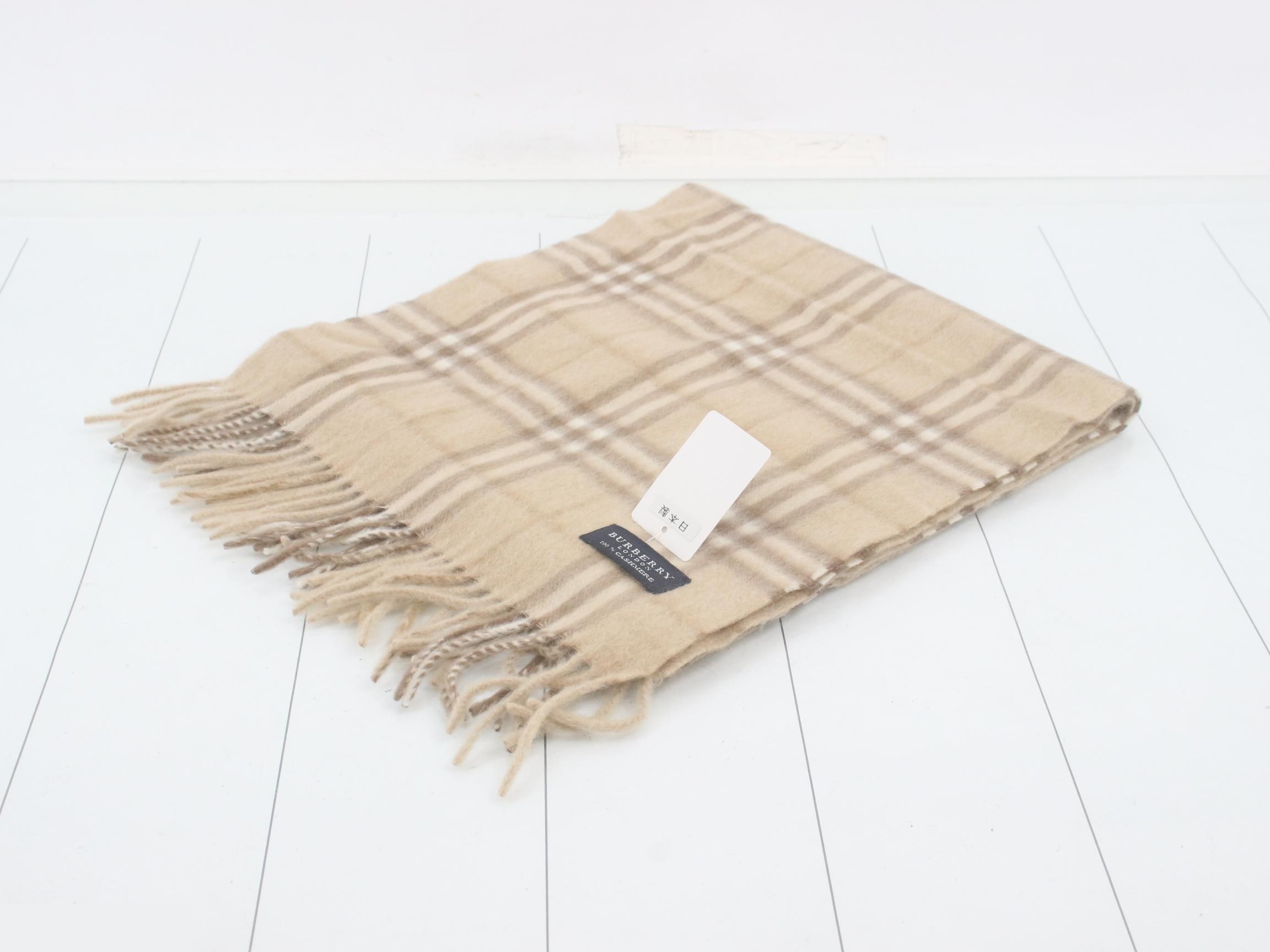 Tag attached, 100% cashmere scarf