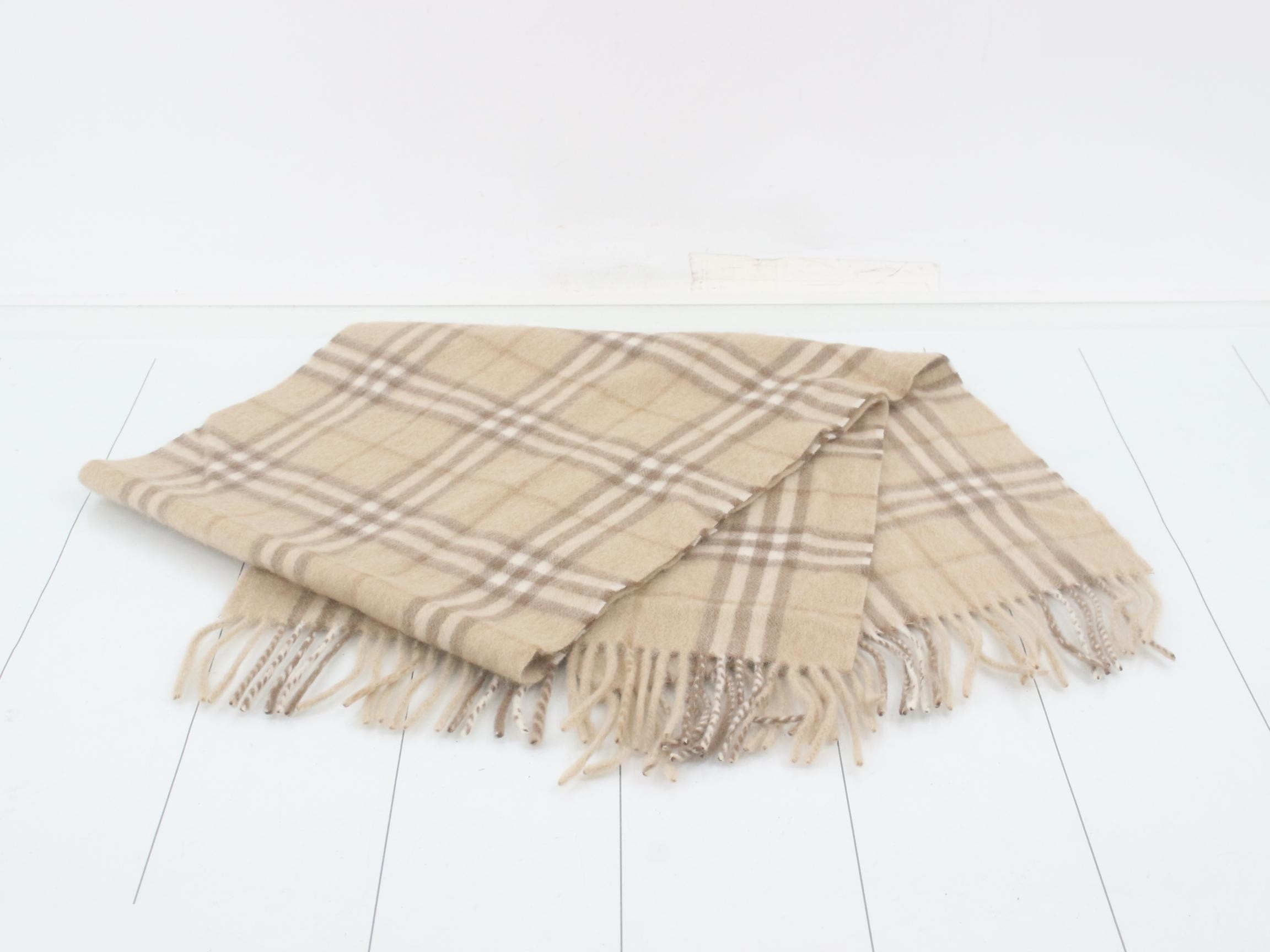 Tag attached, 100% cashmere scarf — view 3