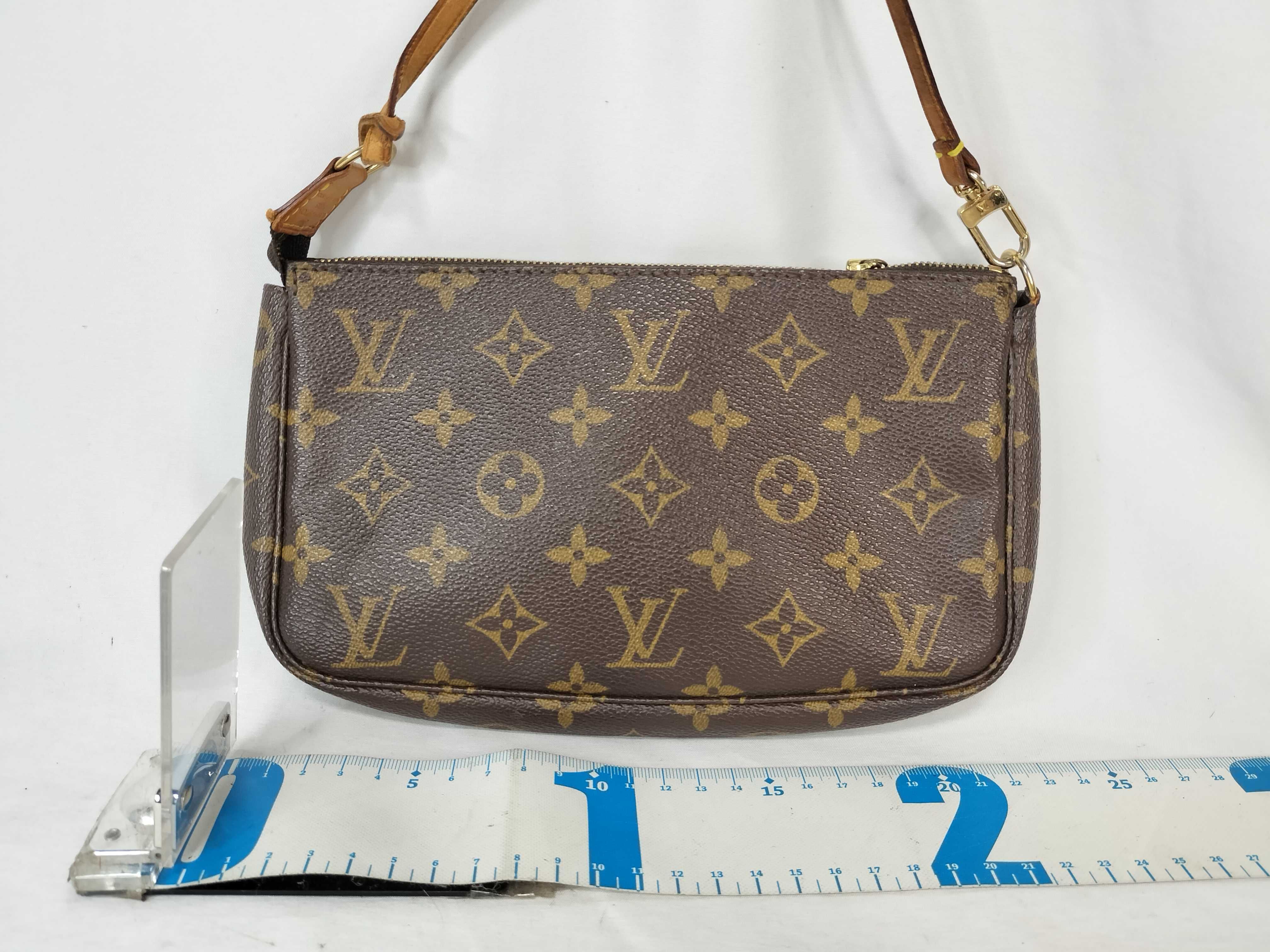 Monogram Louis Vuitton Pochette Accessoires Handbag — view 2