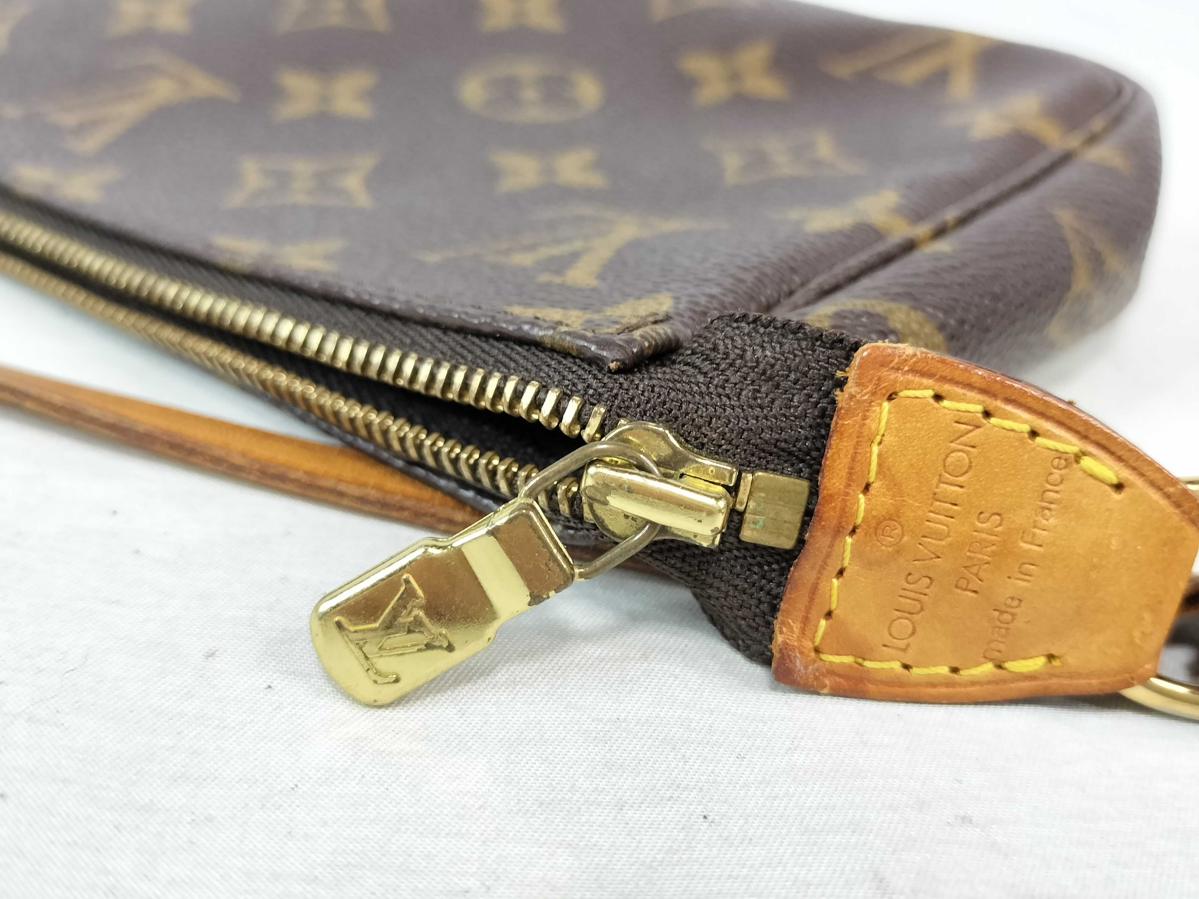 Monogram Louis Vuitton Pochette Accessoires Handbag — view 12