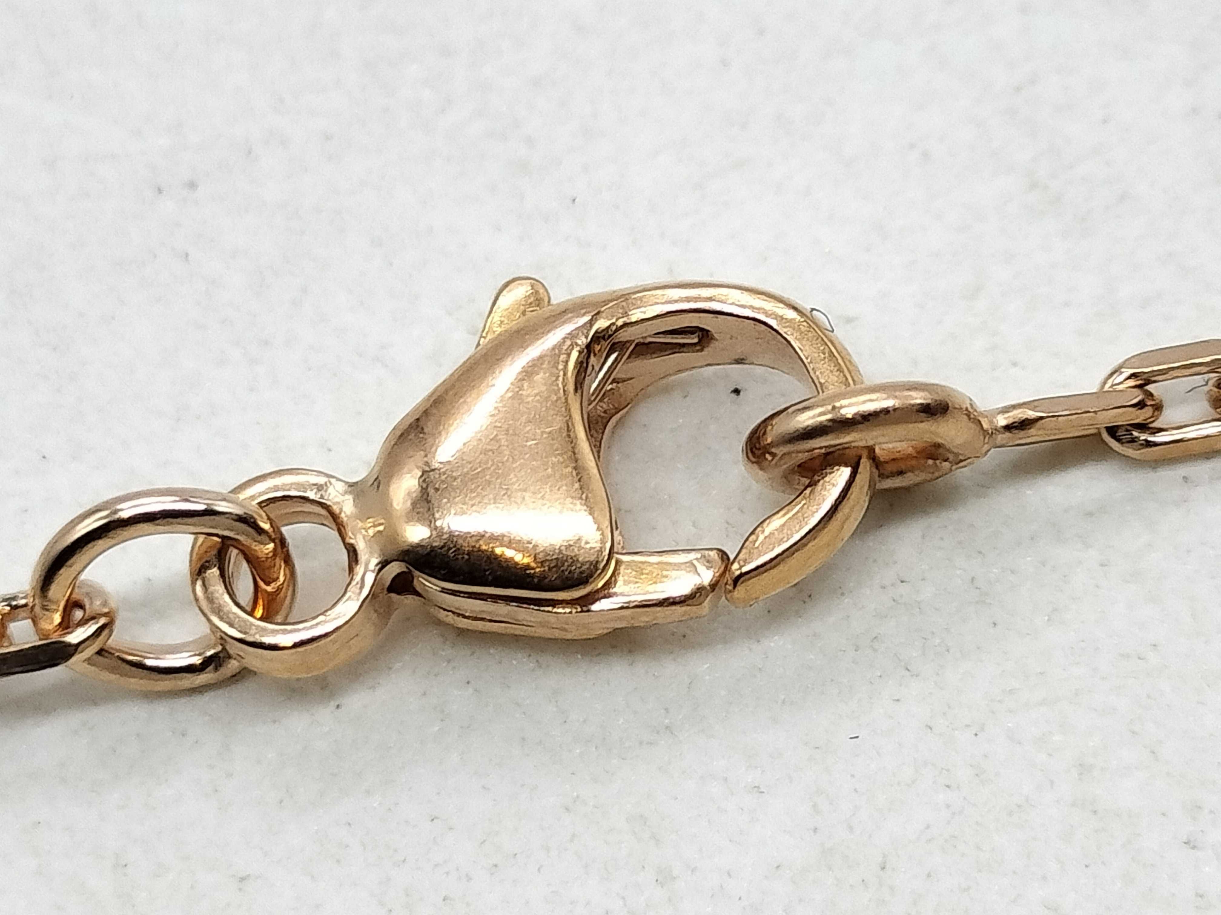 Pop H Necklace Pendant Gold x Black Necklace — view 5