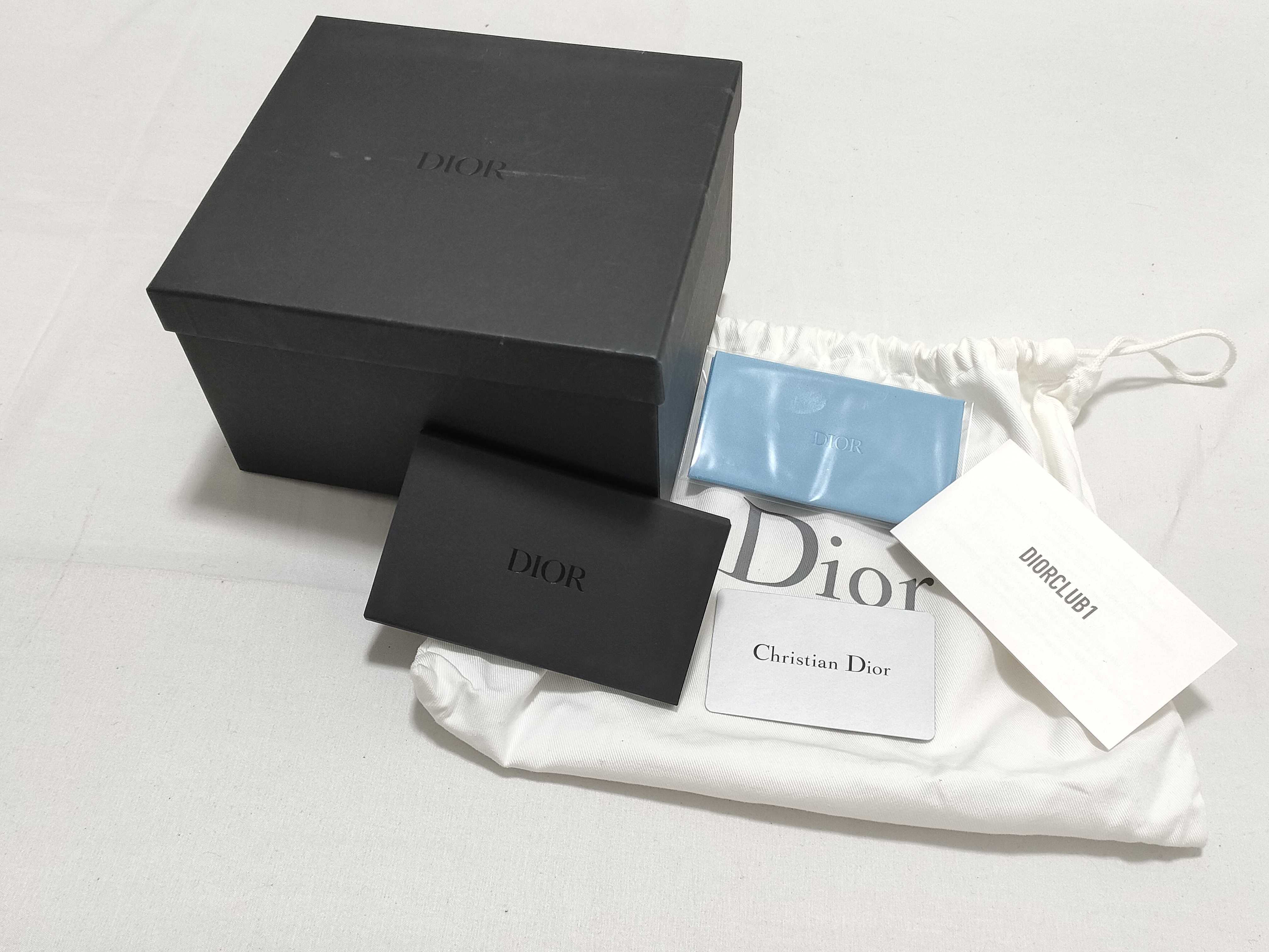 J'adore Sun Visor and other accessories — view 9