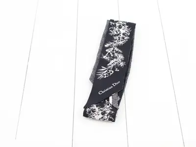 Other lines: Small items, accessories, scarves