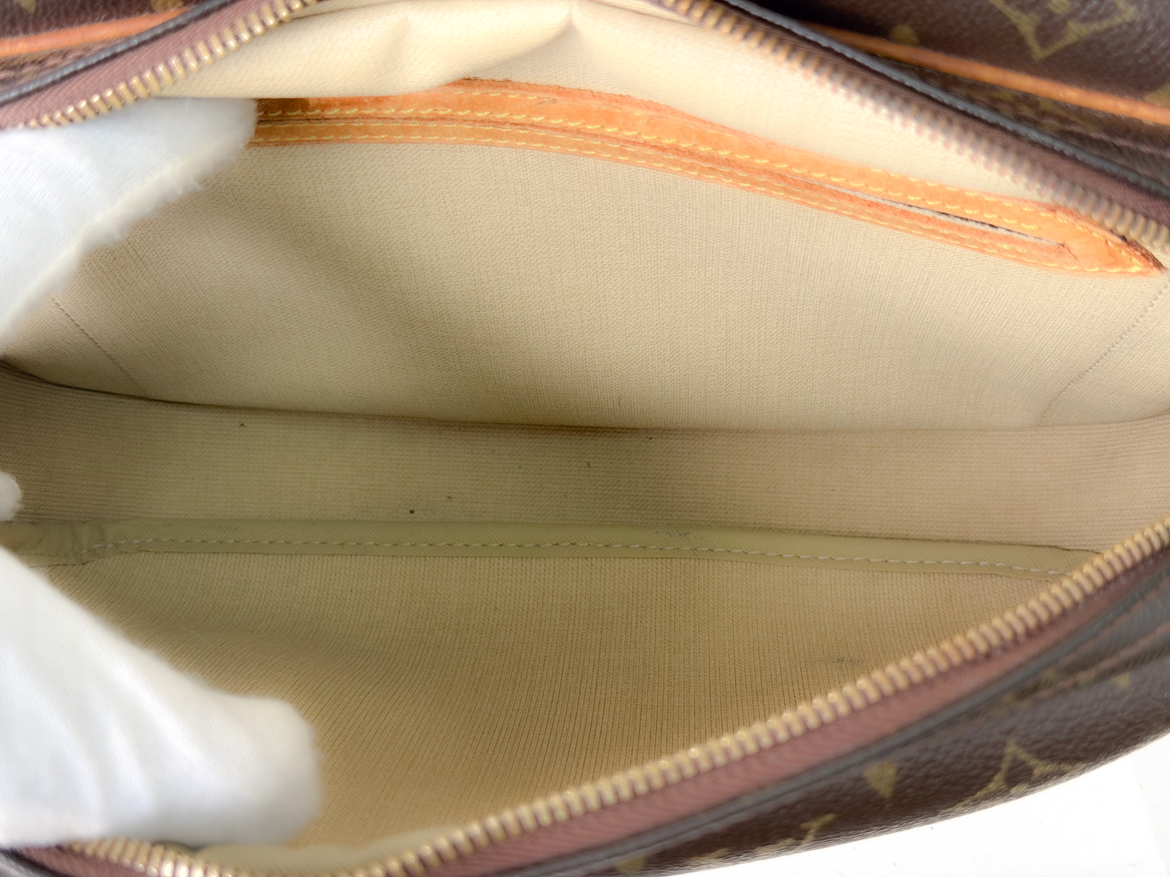 Monogram M45254 Reporter PM SP1002 Shoulder Bag — view 12
