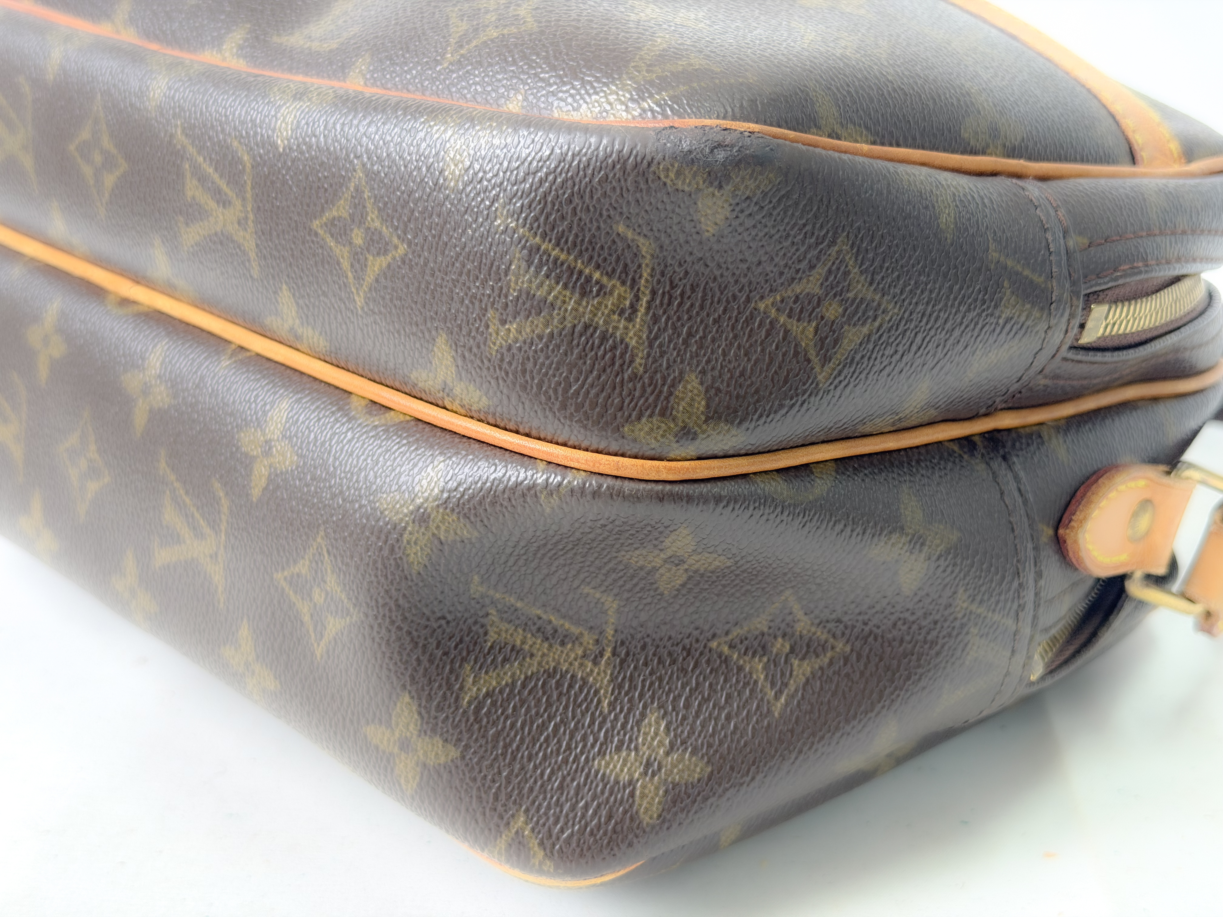 Monogram M45254 Reporter PM SP1002 Shoulder Bag — view 8