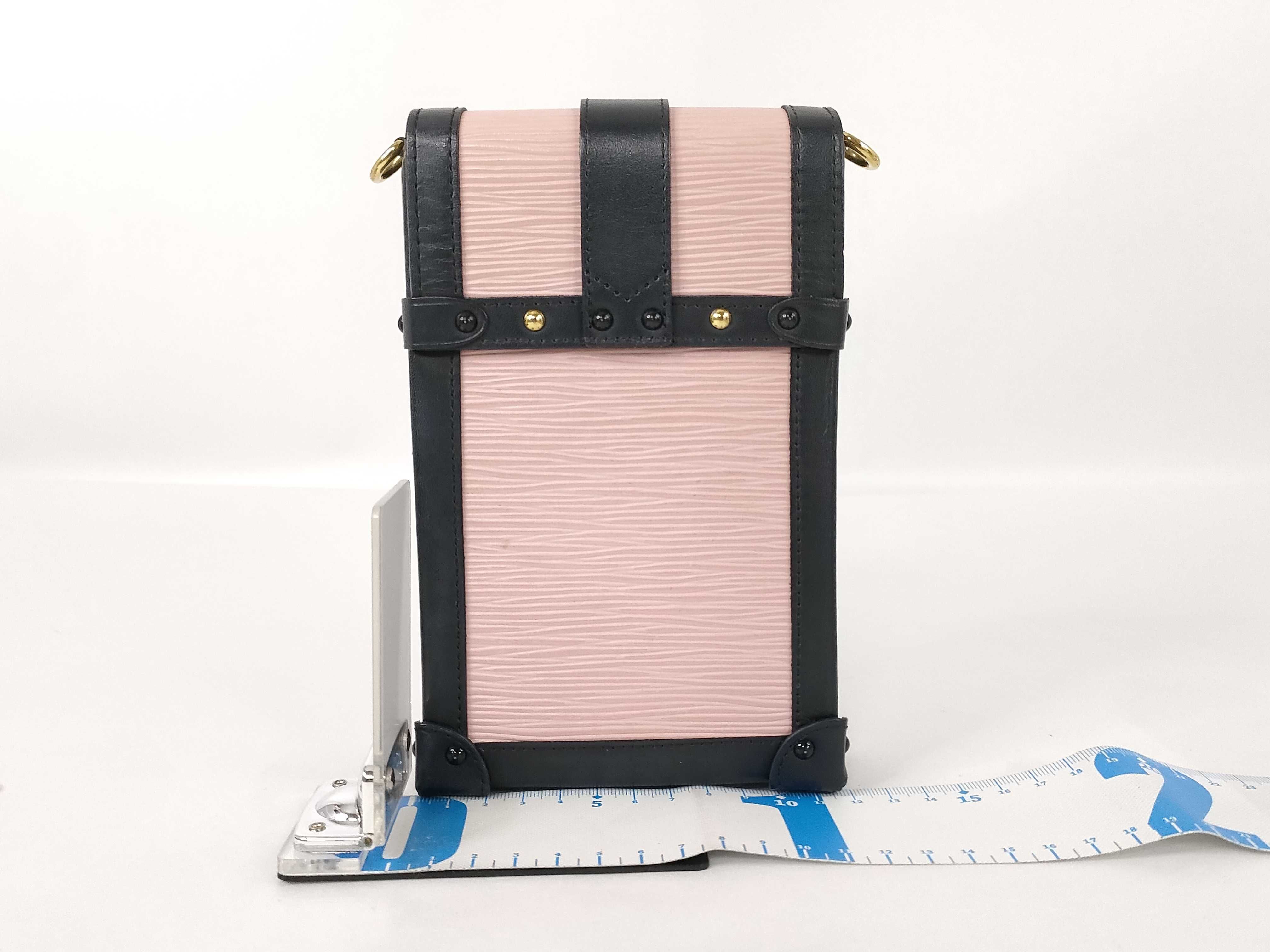 Epi Leather Pochette Trunk Vertical M67872 Epi Leather Shoulder Bag — view 2