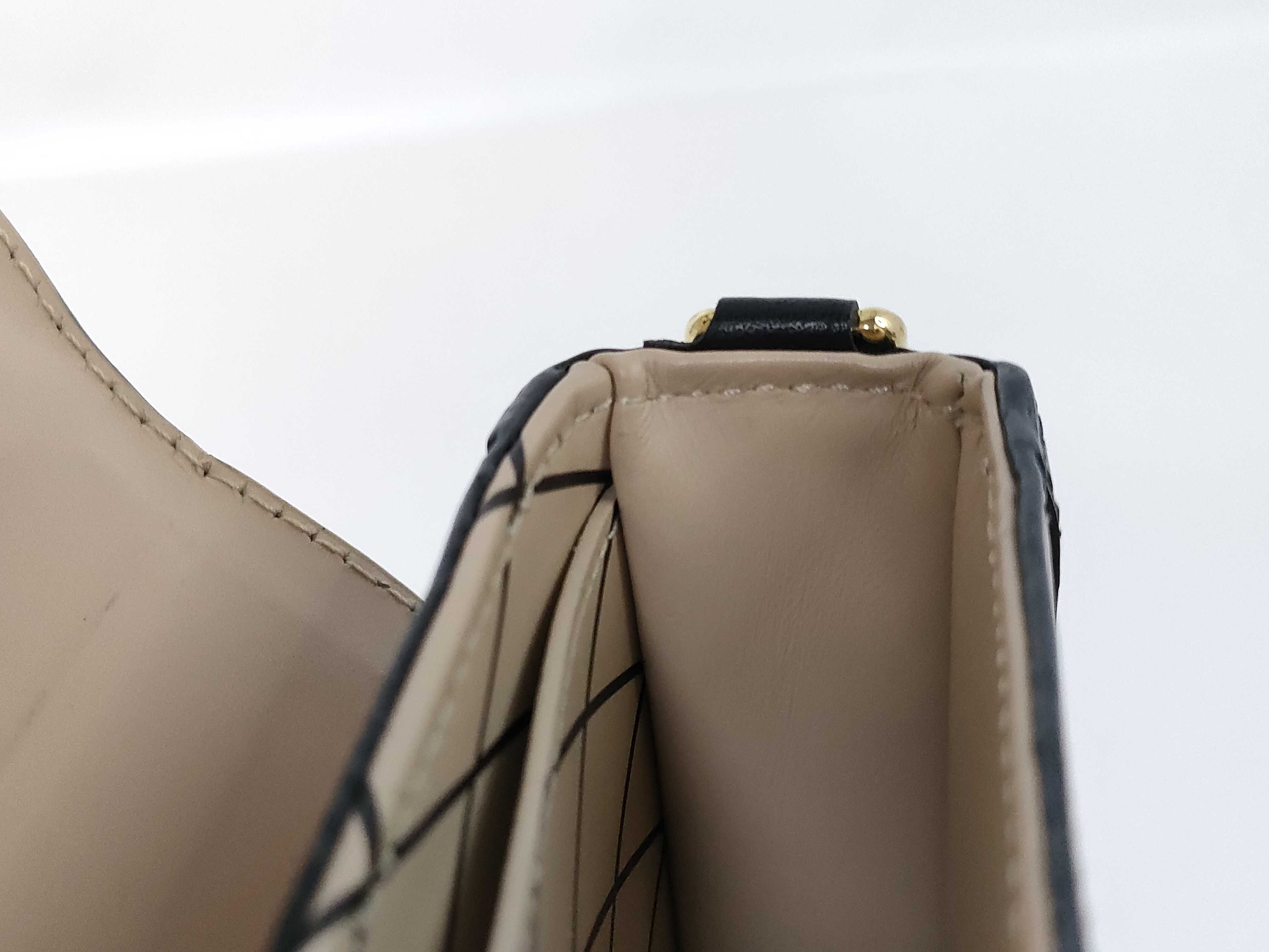Epi Leather Pochette Trunk Vertical M67872 Epi Leather Shoulder Bag — view 11