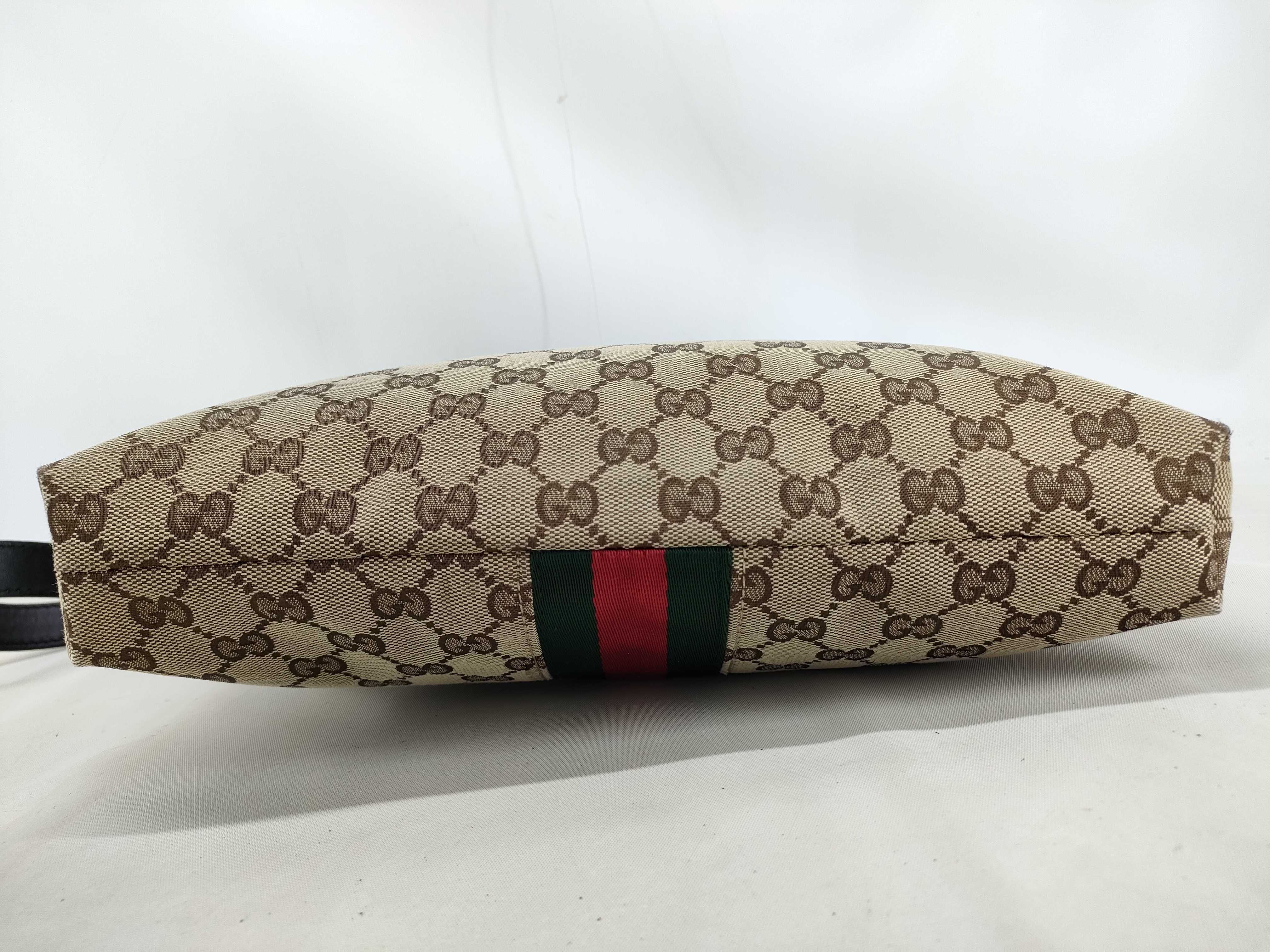 GG Canvas Shoulder Bag 388926 — view 3