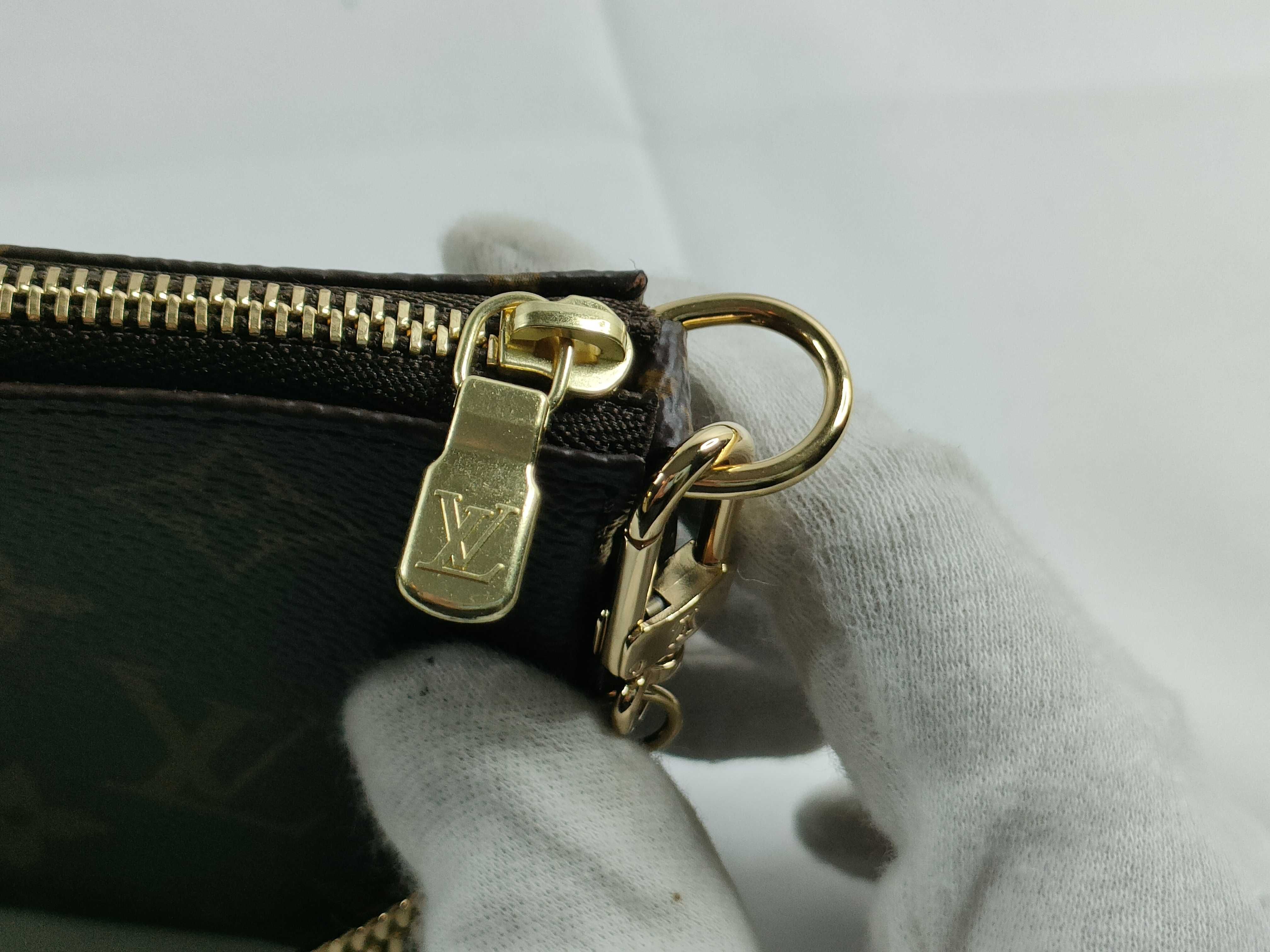 Monogram Pochette Accessoires Monogram M58009 Pouch — view 9