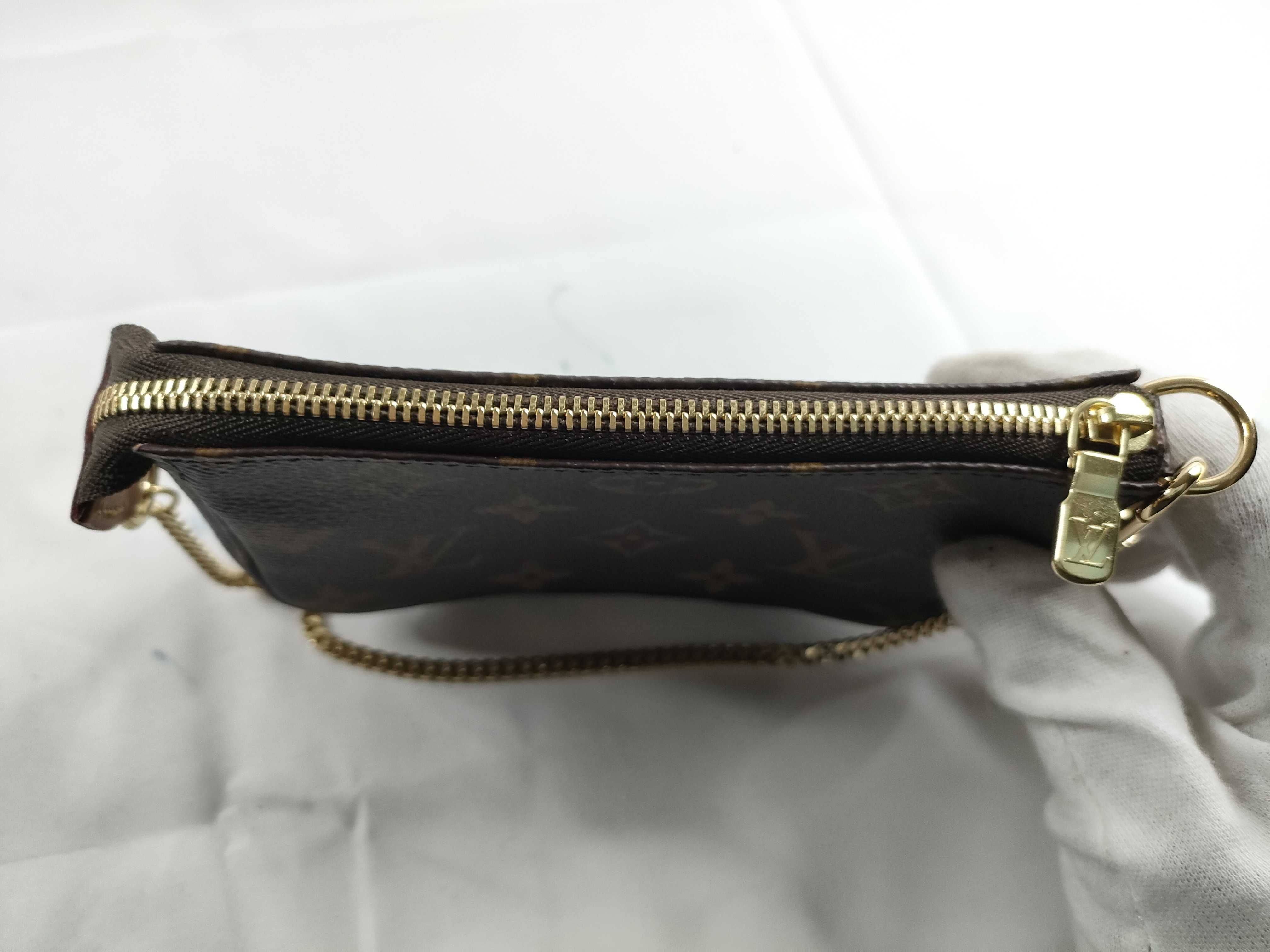 Monogram Pochette Accessoires Monogram M58009 Pouch — view 10