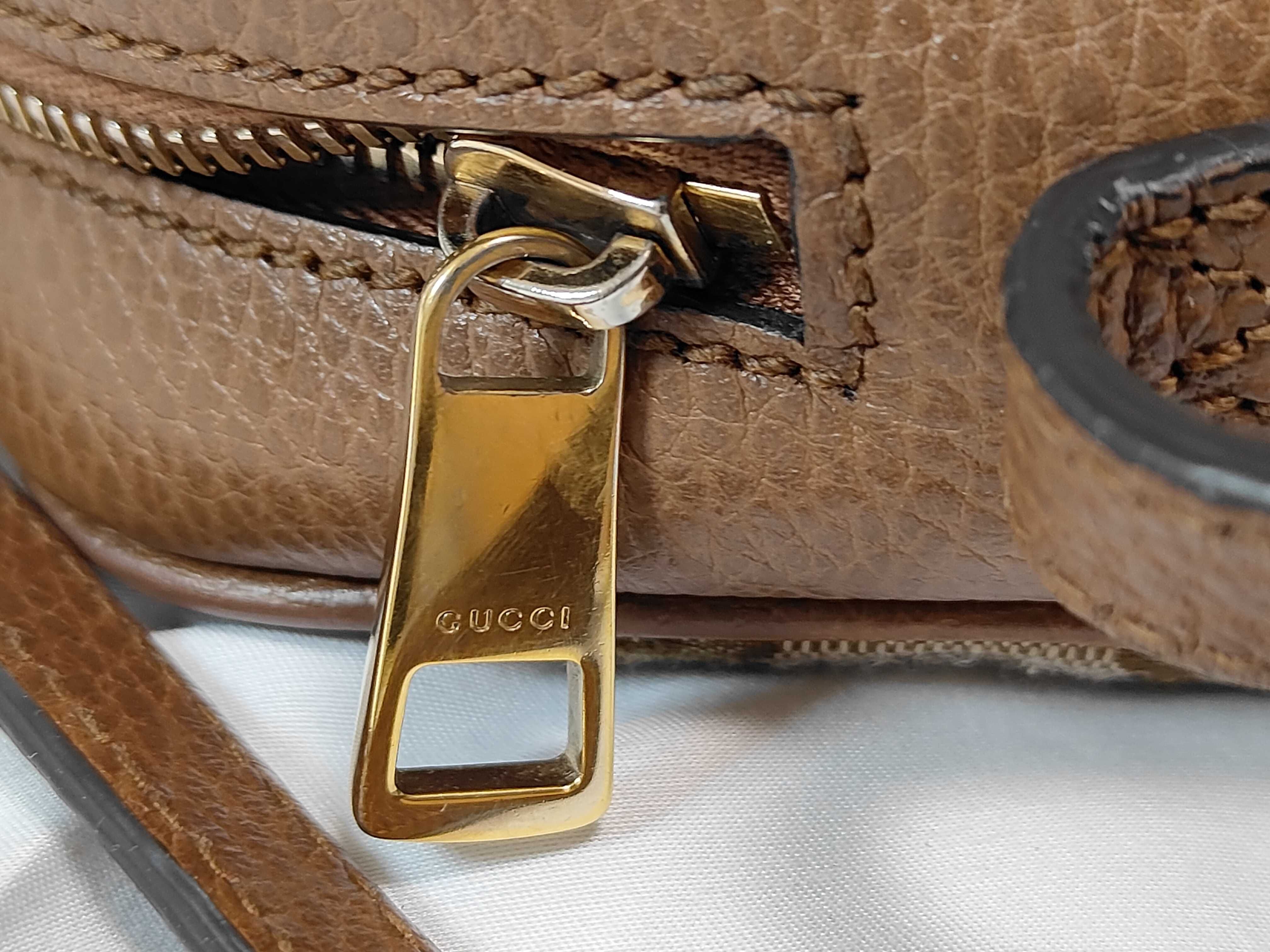 GG Canvas Crossbody Bag Shoulder Bag — view 14