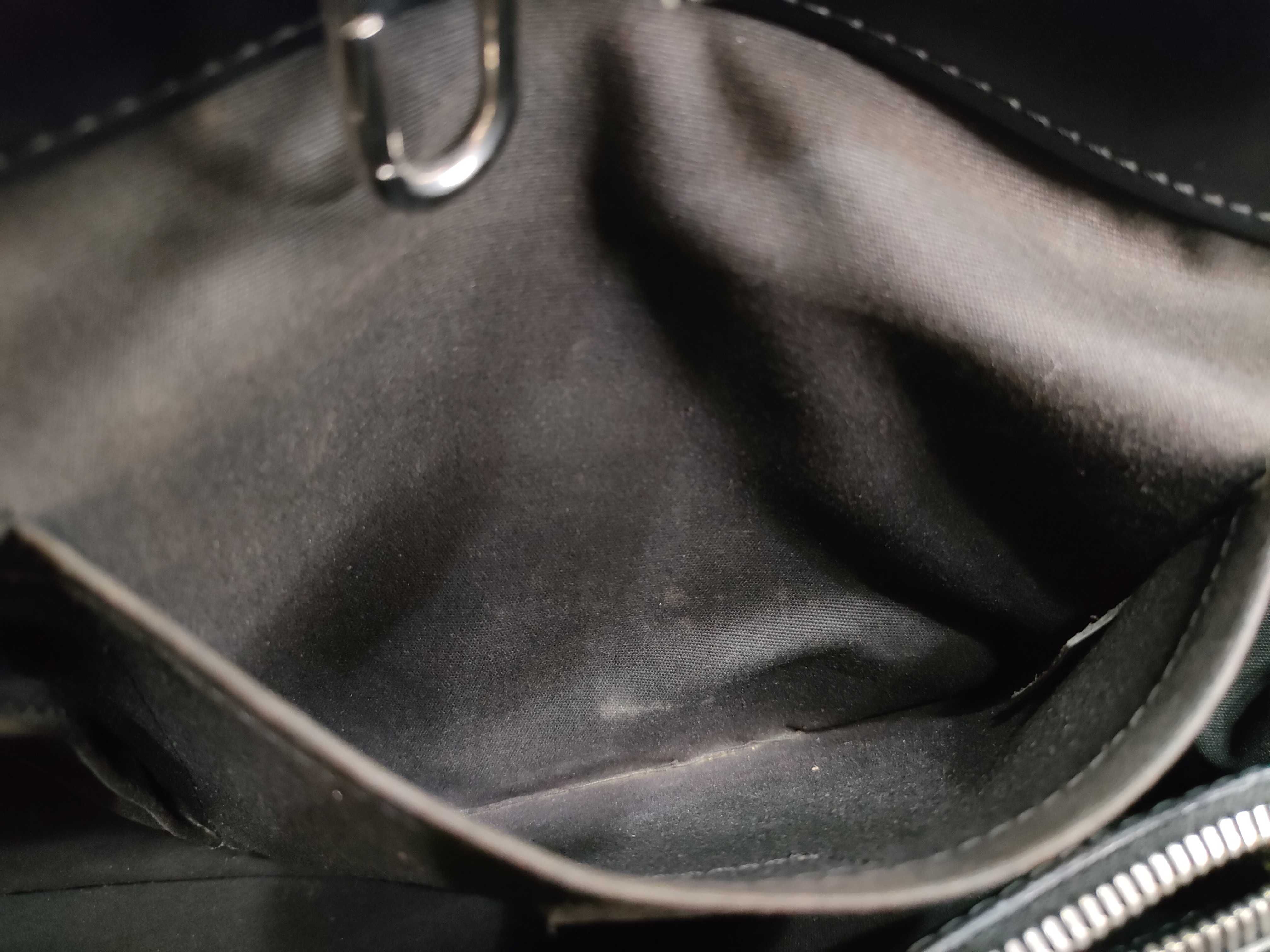 Epi Passy GM Black M59252 Handbag — view 15