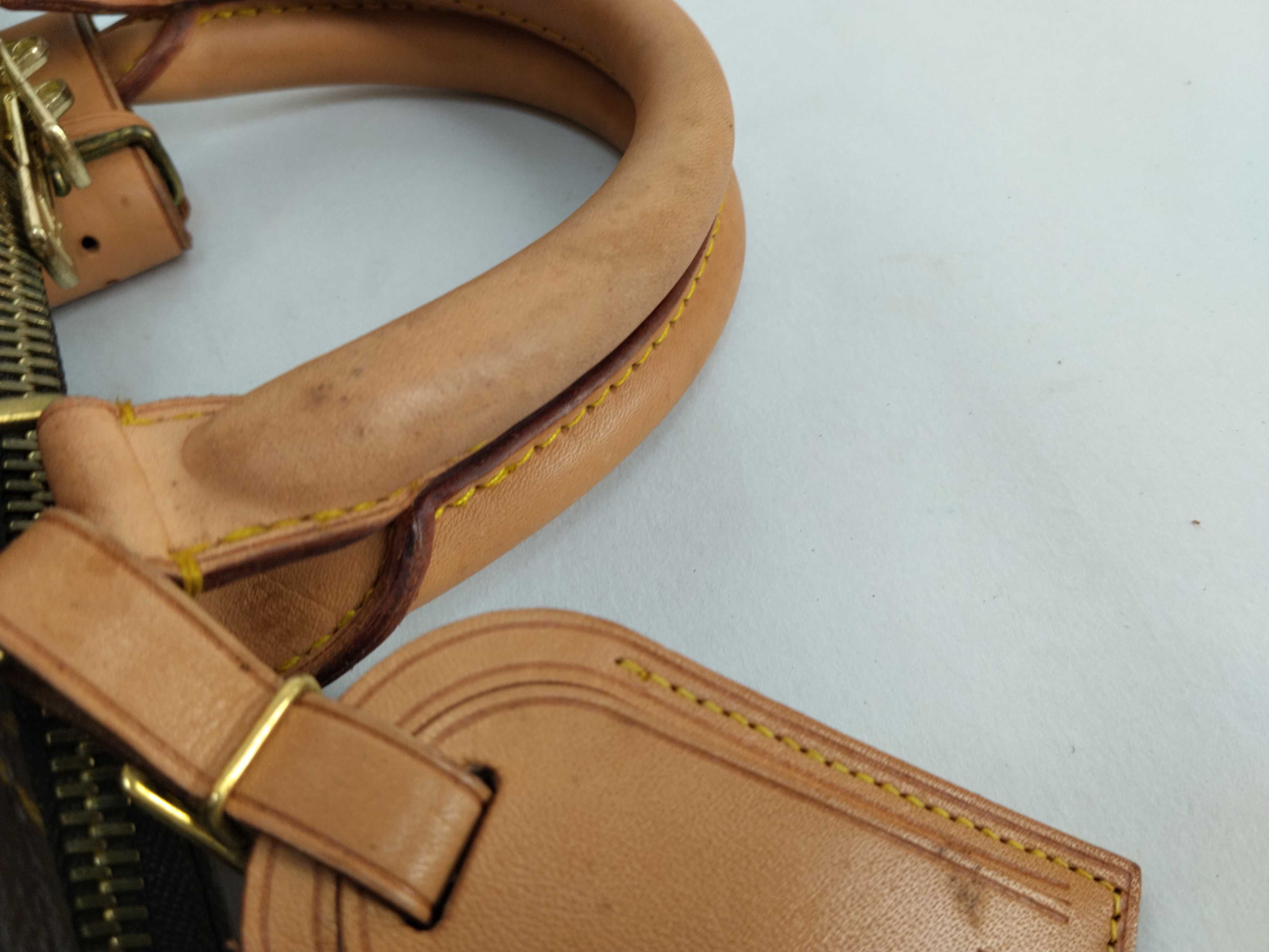 Monogram Keepall 55 Boston bag, bandolier, discoloration, scuffs. — view 5