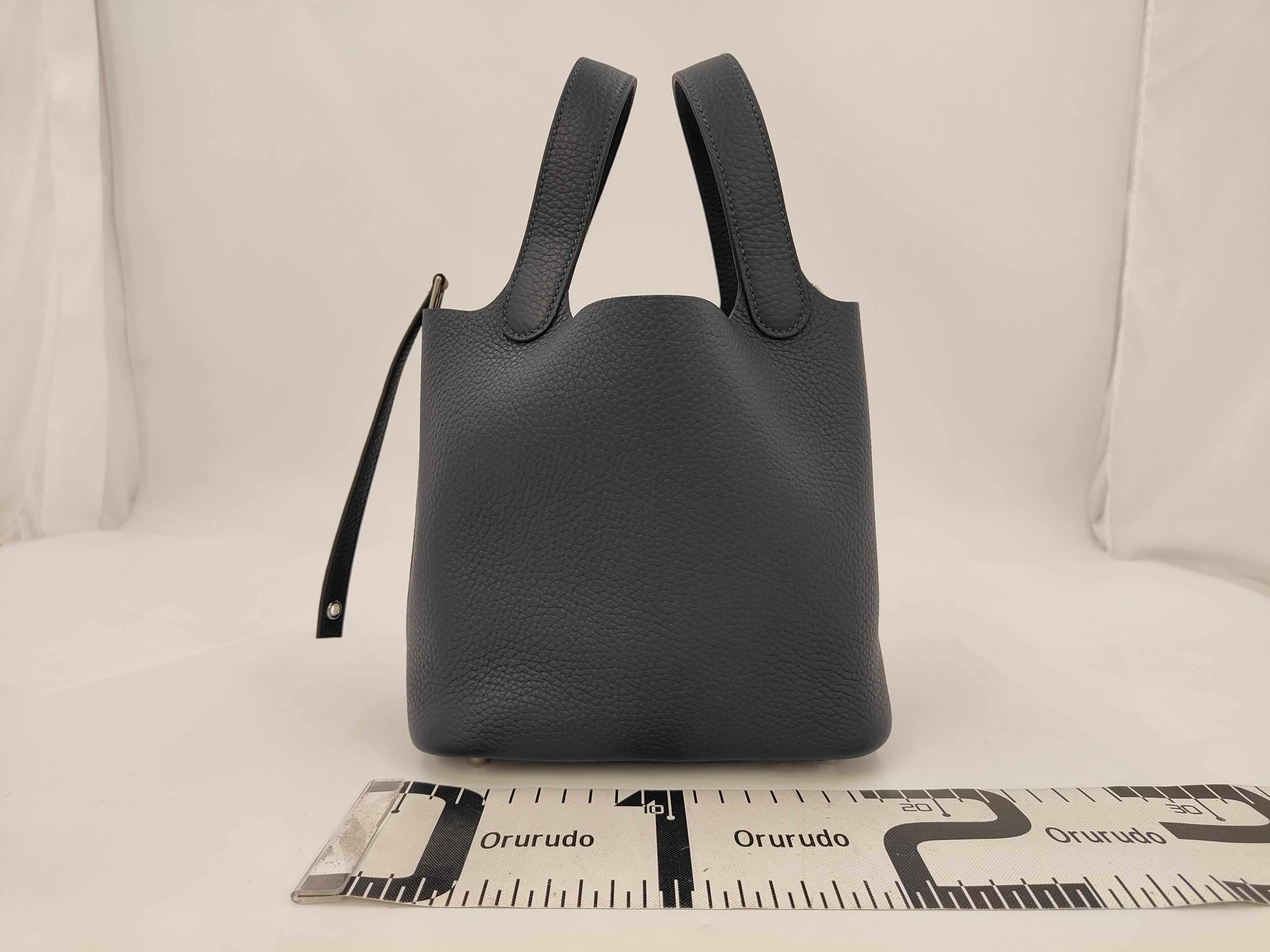 Picotin Lock 18 PM Taurillon Clemence Leather Handbag, Silver Hardware, K Stamp — view 2
