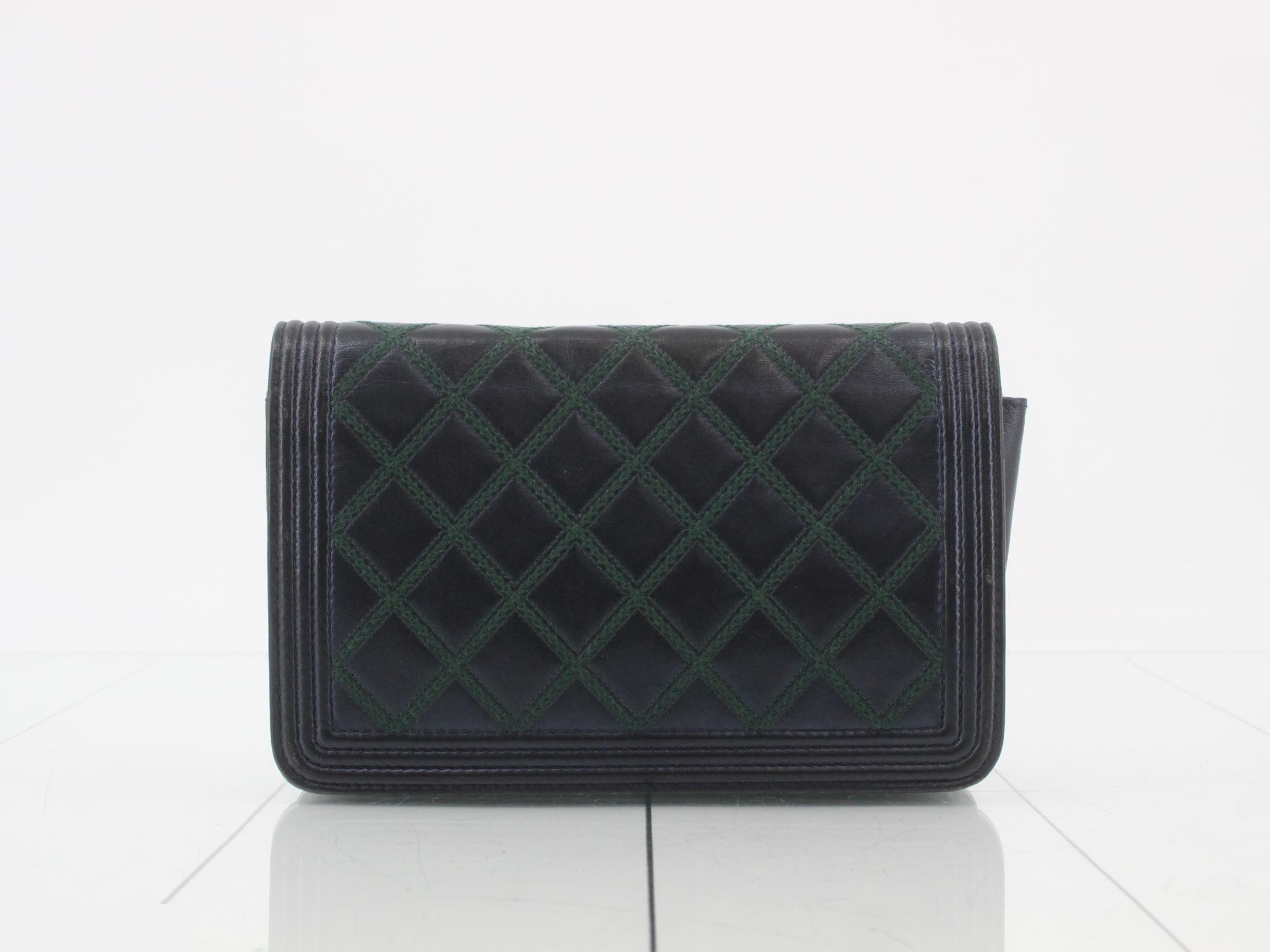 Matelassé (bag) - Shoulder bag — view 2