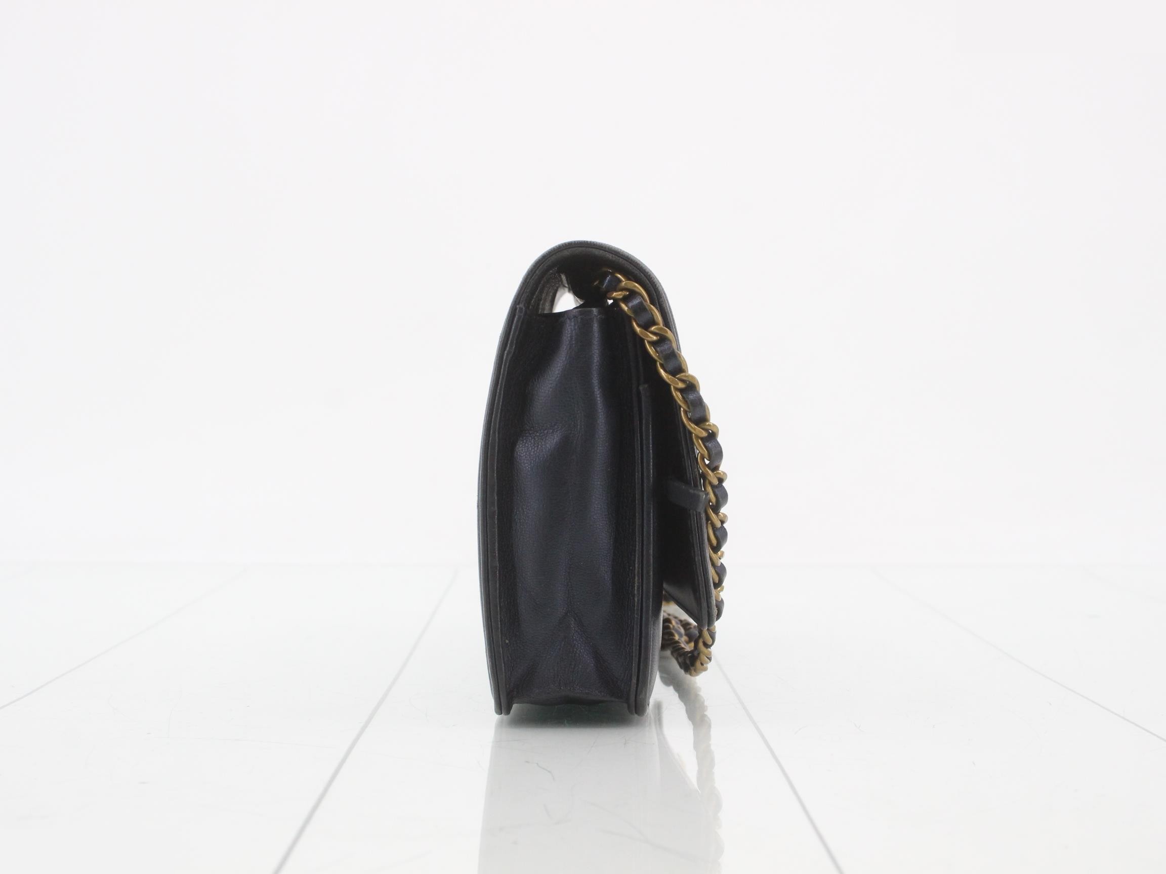 Matelassé (bag) - Shoulder bag — view 4