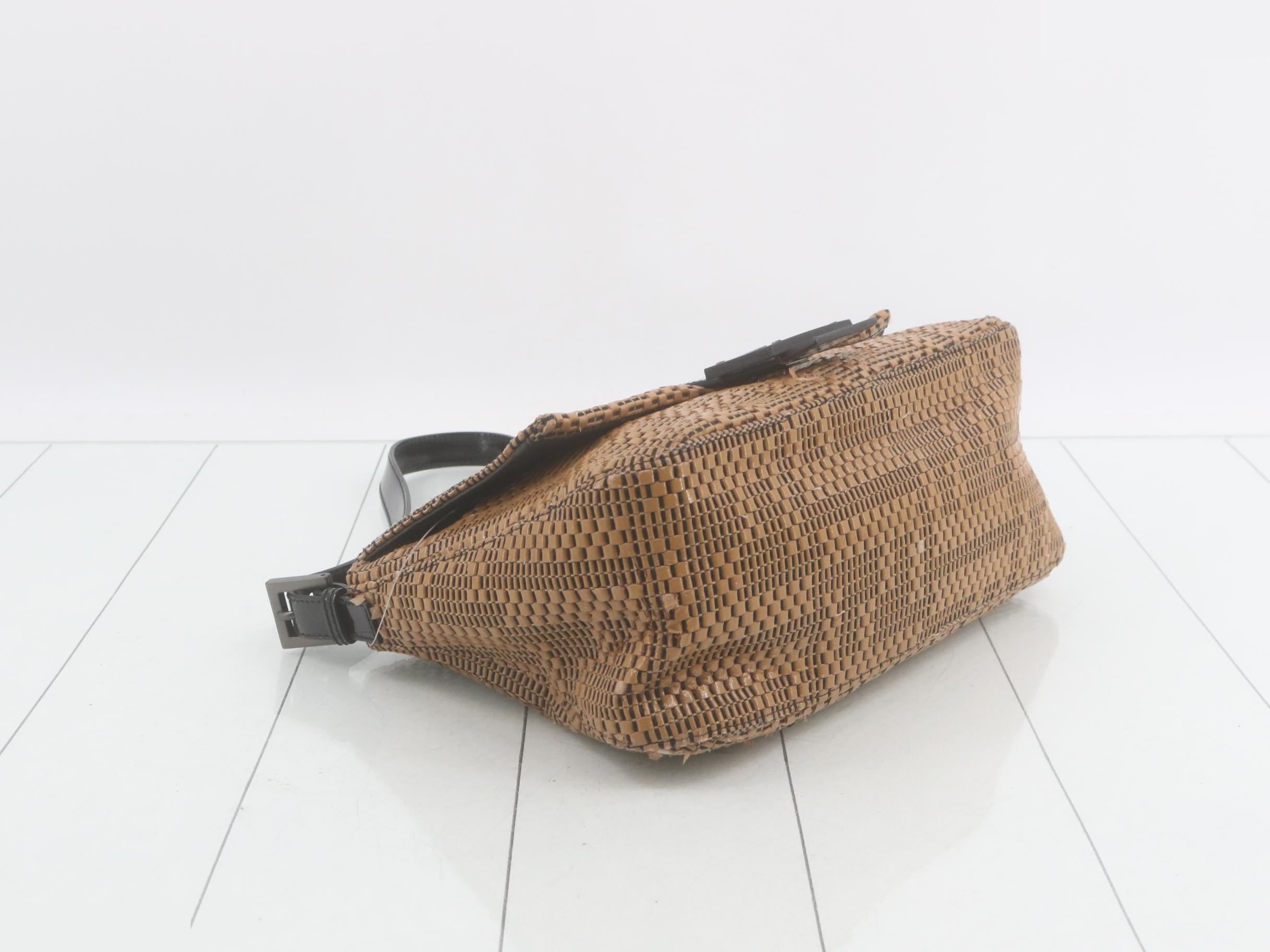 ZUCCA Pixel Pattern Mamma Bucket — view 5
