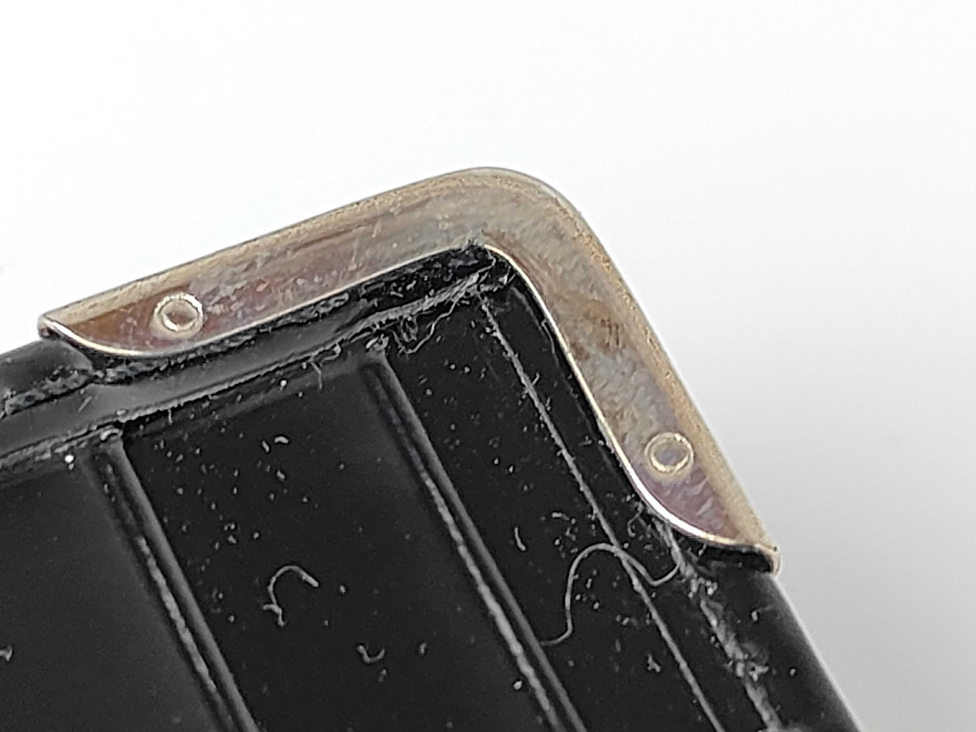 Long Wallet / Patent Leather Billfold — view 14