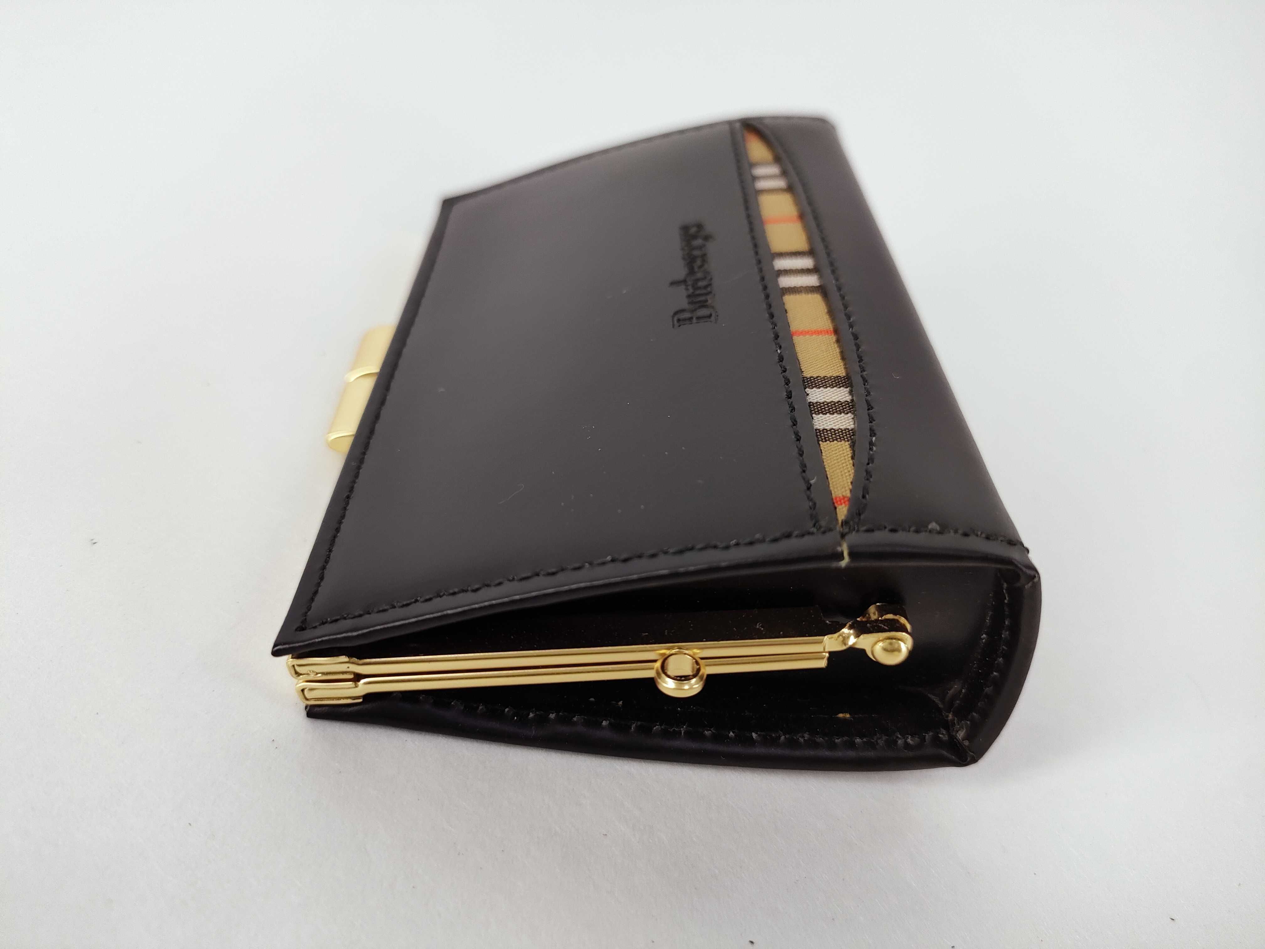 coin case — view 6