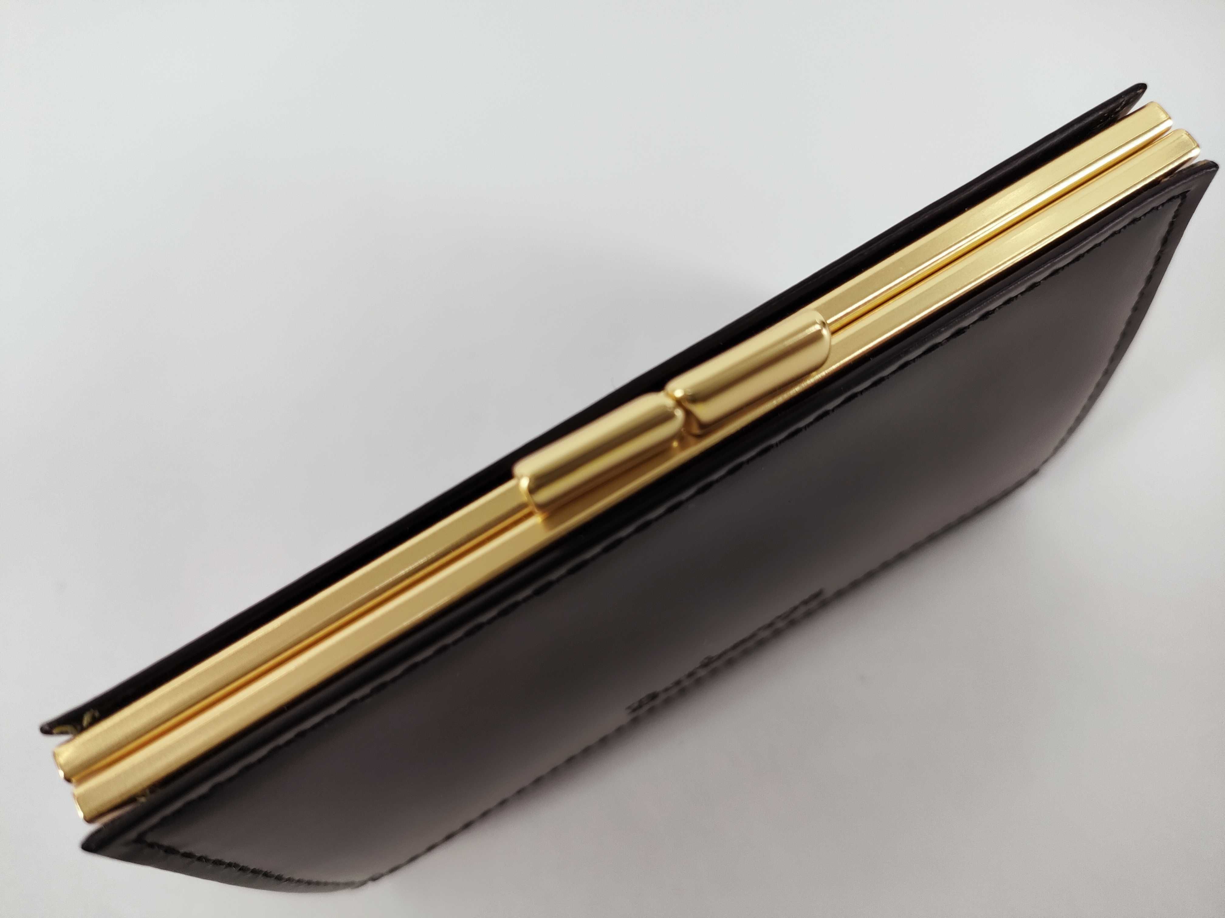 coin case — view 8