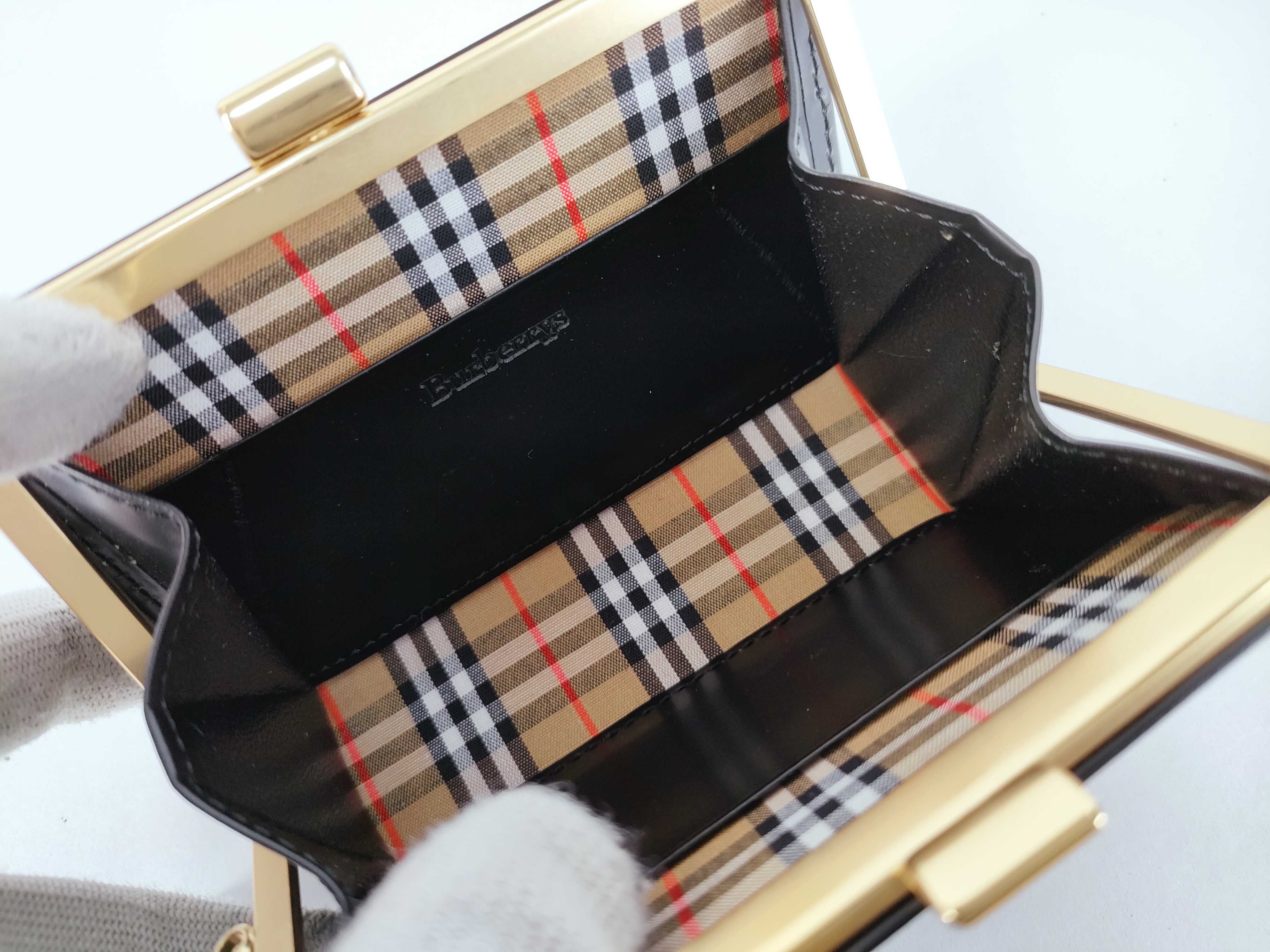 coin case — view 10