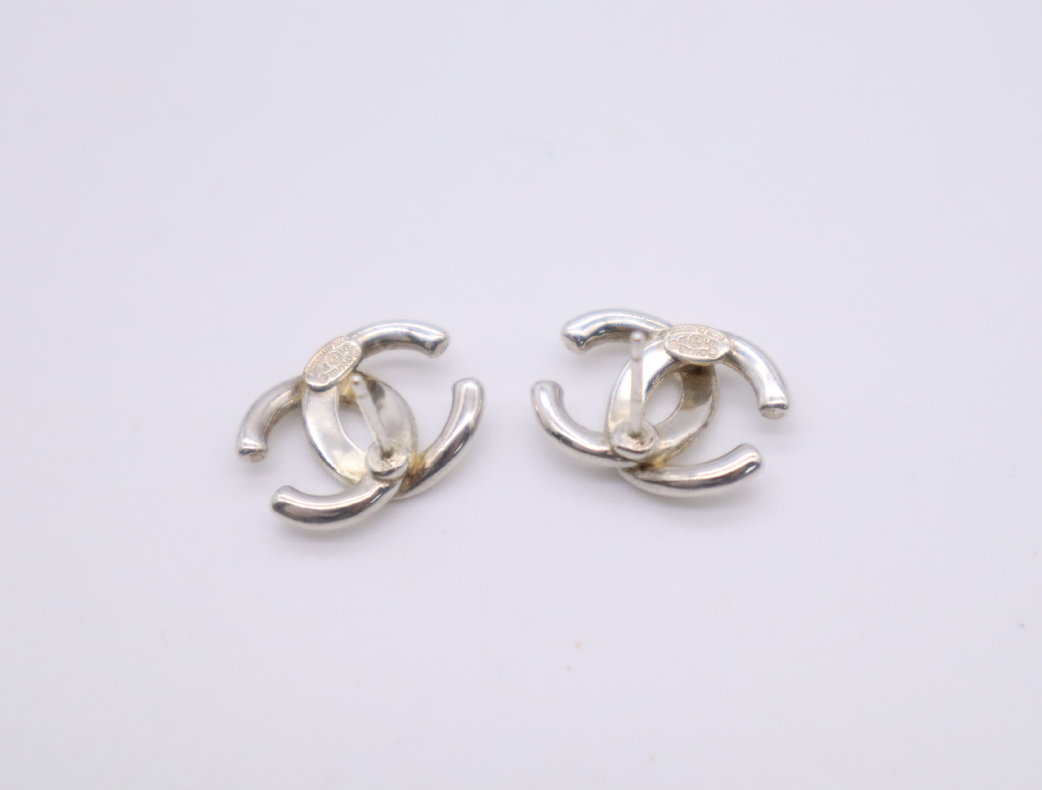 SV Coco Mark Earrings 01/P Earrings — view 4