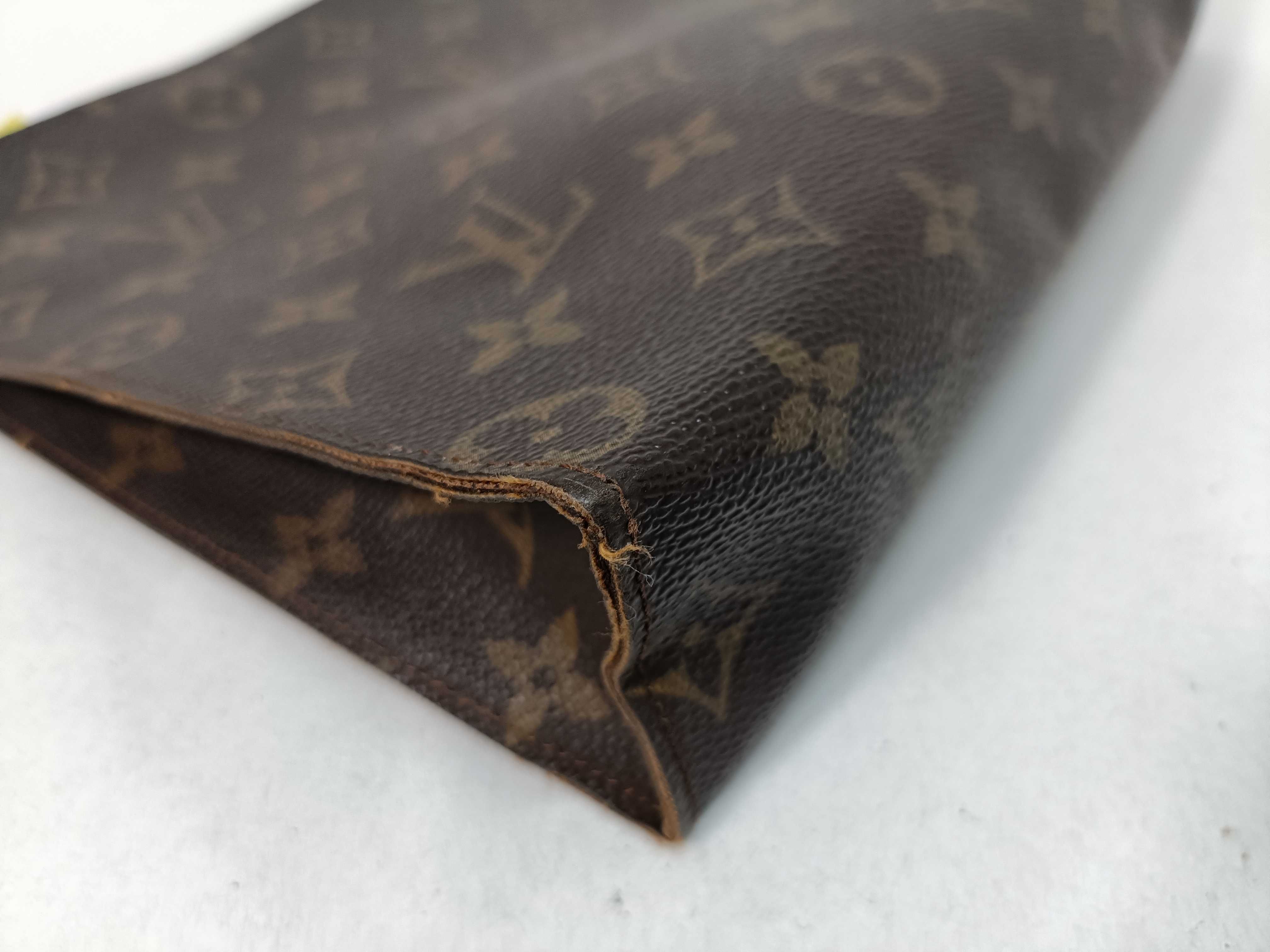 Monogram Pochette Toilette 26 M47542 Second Bag — view 3