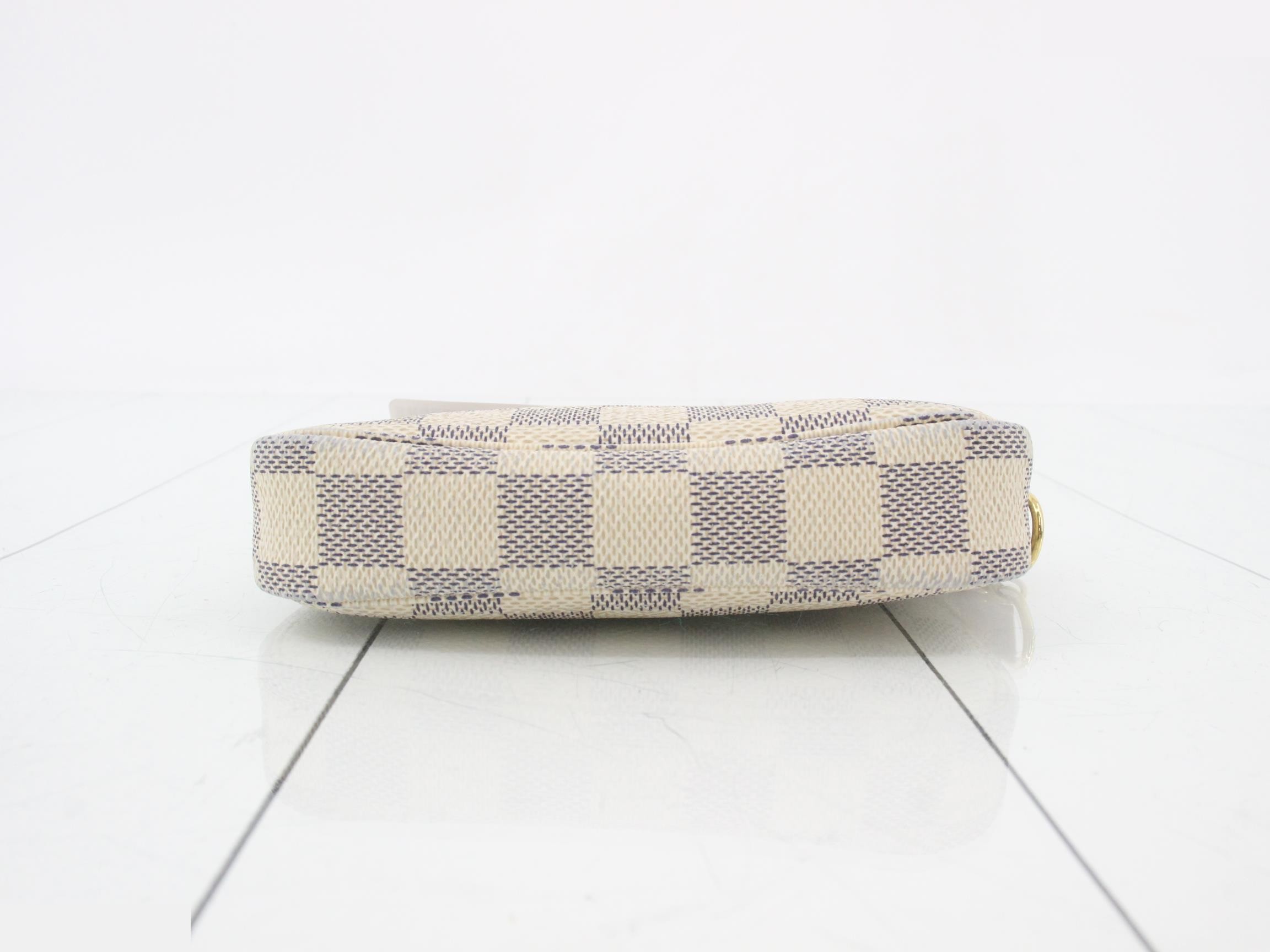 Mini Pochette Accessory Pouch - Azur — view 3