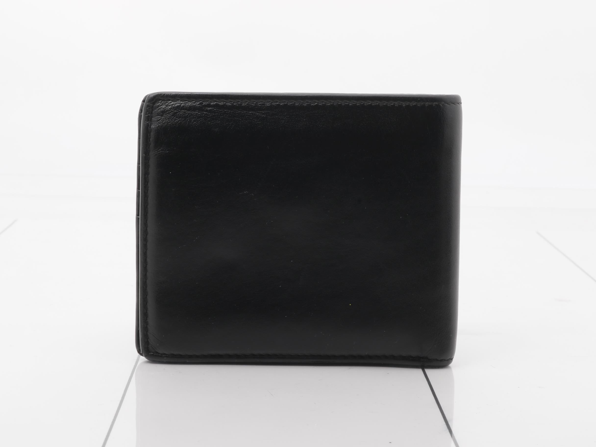Monogram (bags) and wallets — view 2