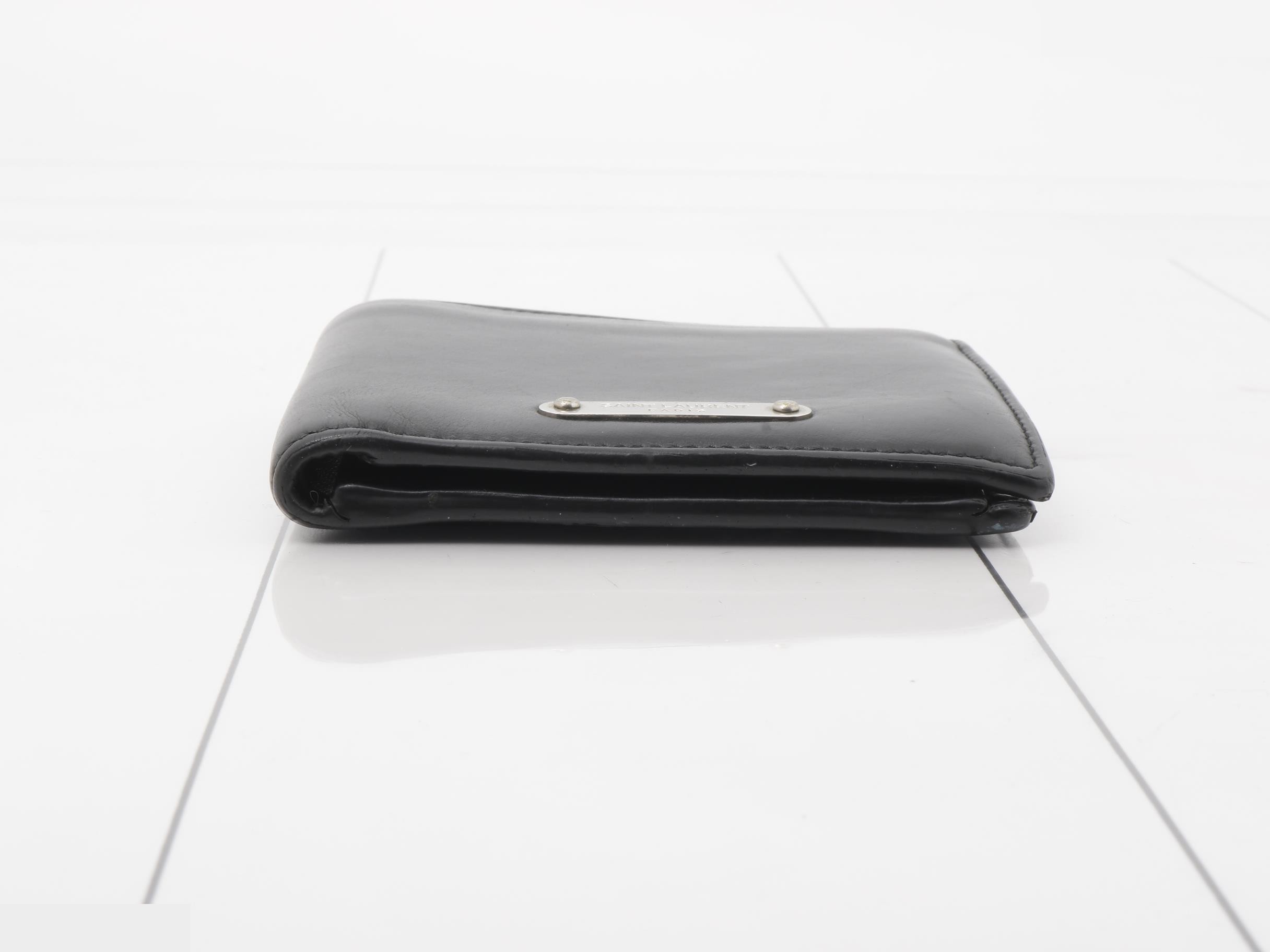 Monogram (bags) and wallets — view 3