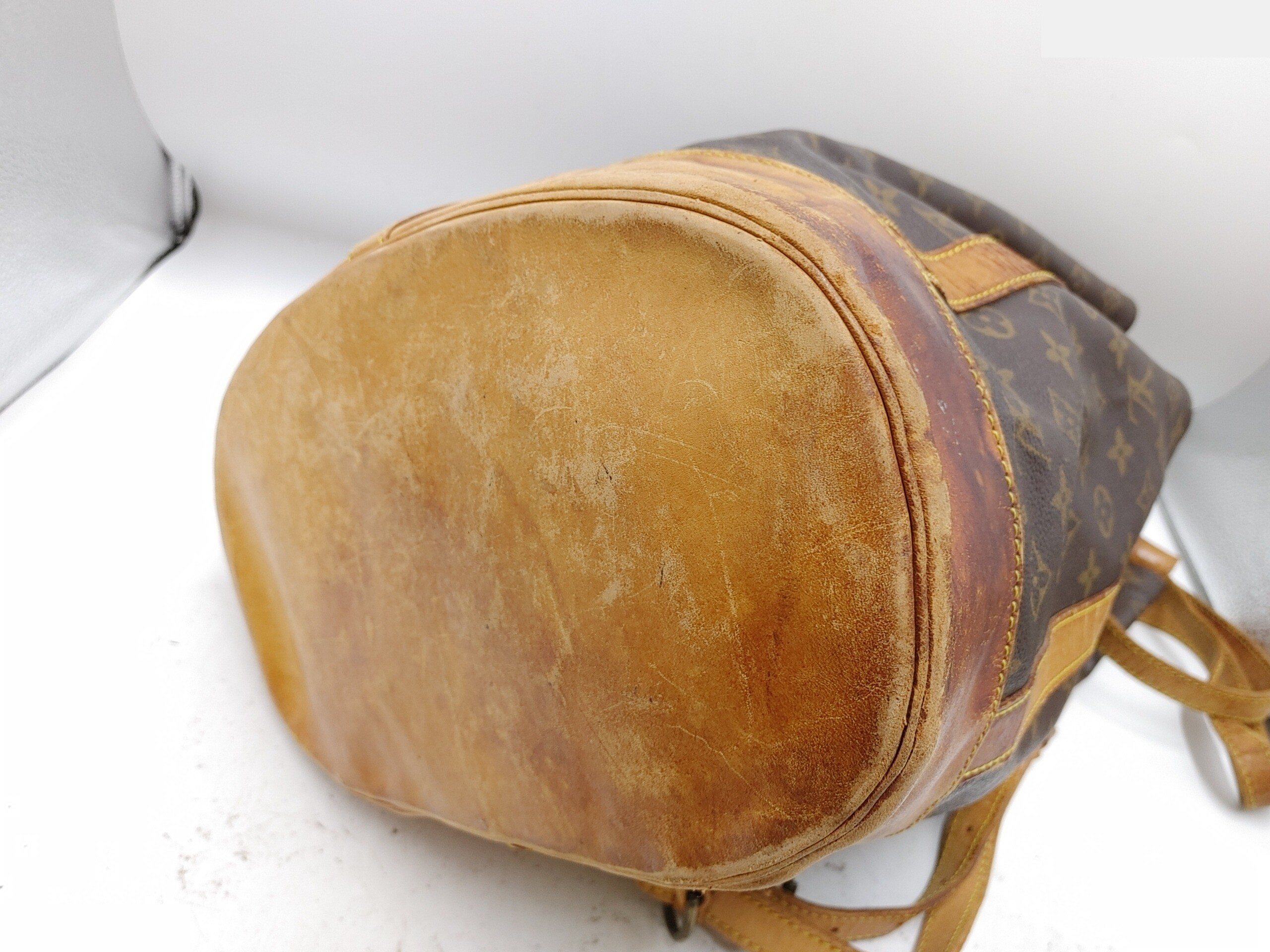 Monogram Randonee GM M42244, serial number unclear, with pouch, PVC, brown. — view 5
