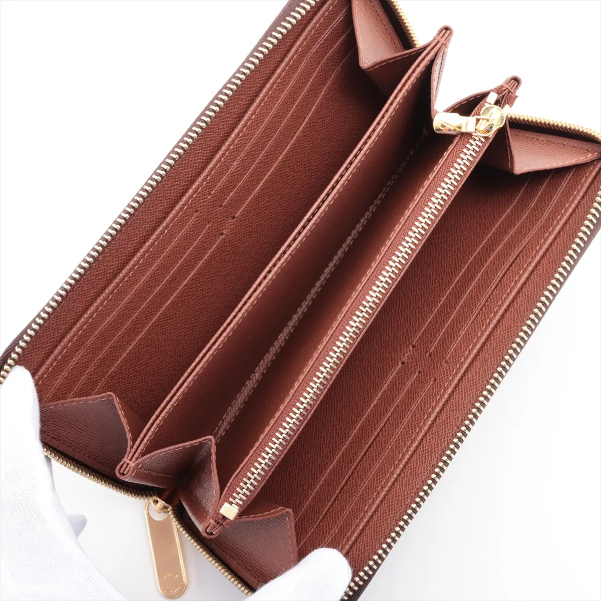 Monogram Zippy Wallet, model number unknown, brown, round zip wallet, My LV World Tour, RFID detected. — view 3