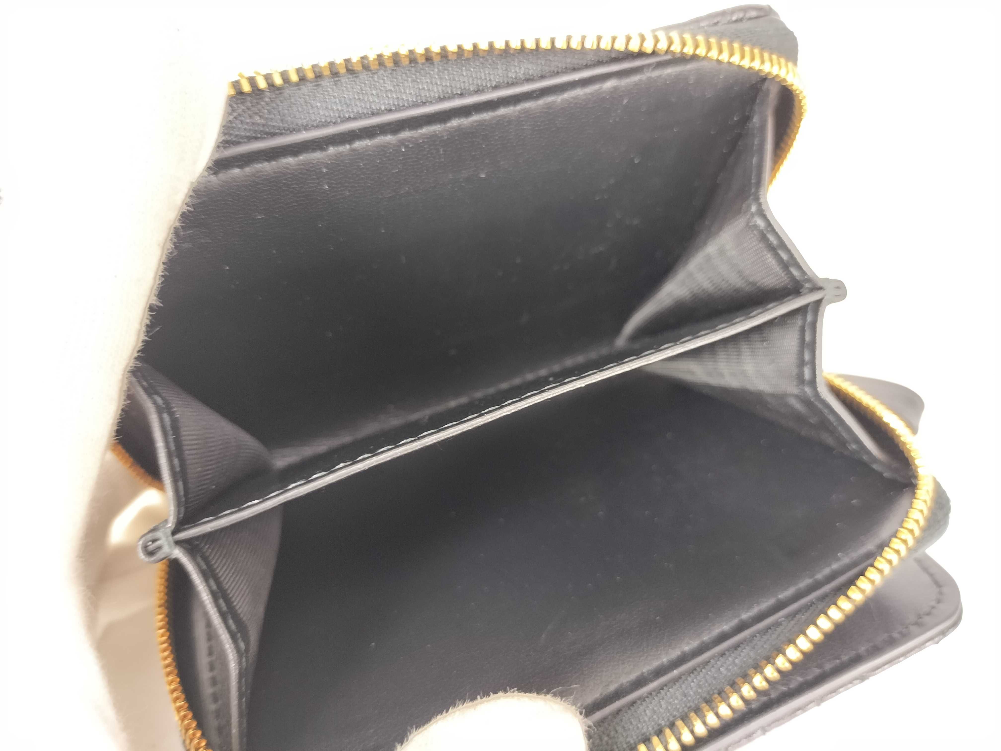 Caro Acacias Bi-fold Wallet, Cannage Calfskin, Noir (Black) — view 10