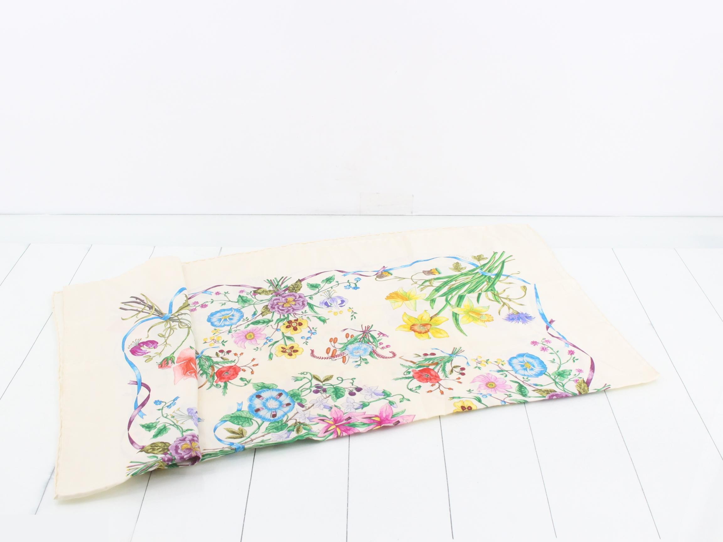 scarf — view 3