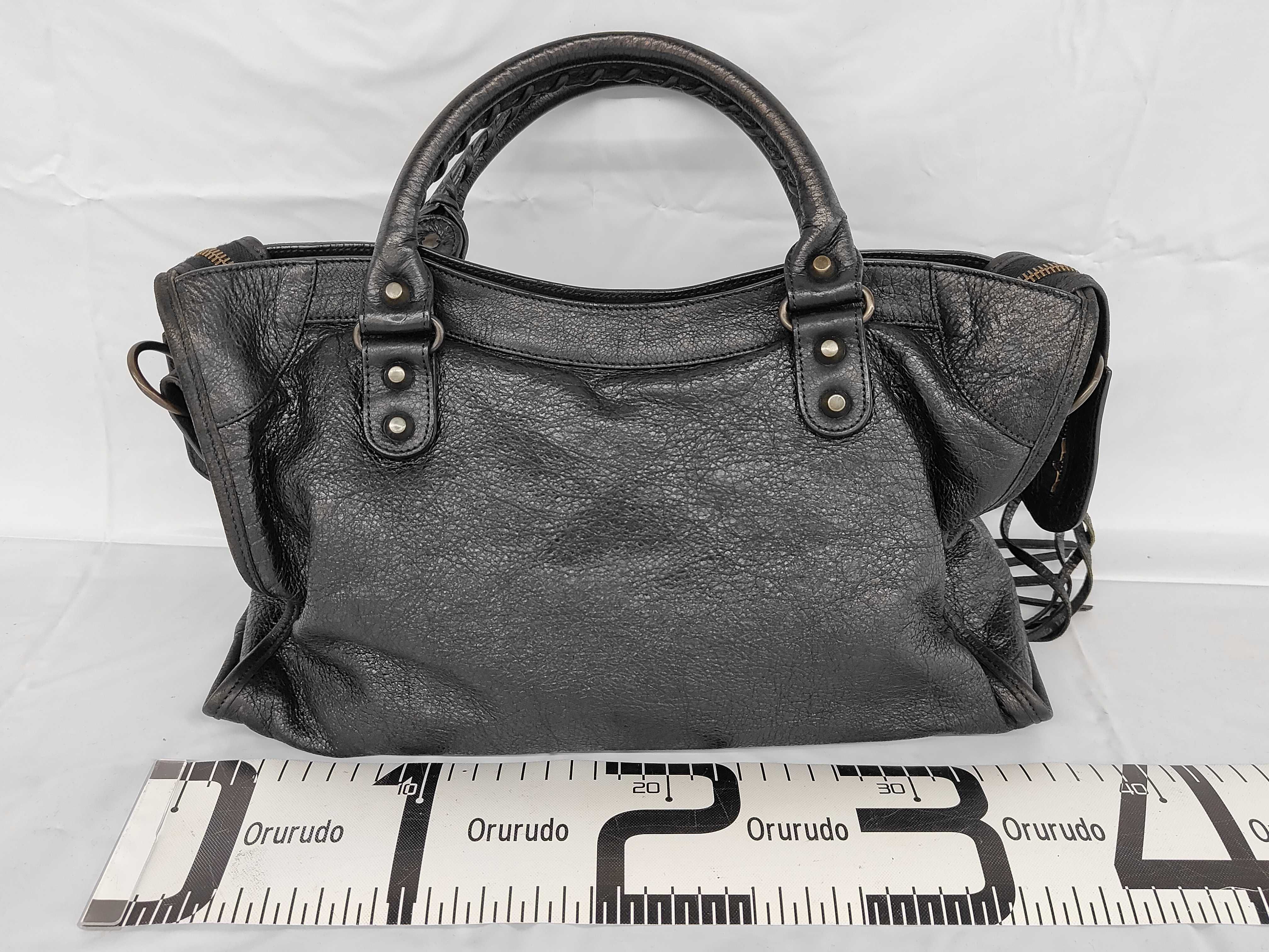 115748 Classic City 2-way Shoulder Bag — view 2
