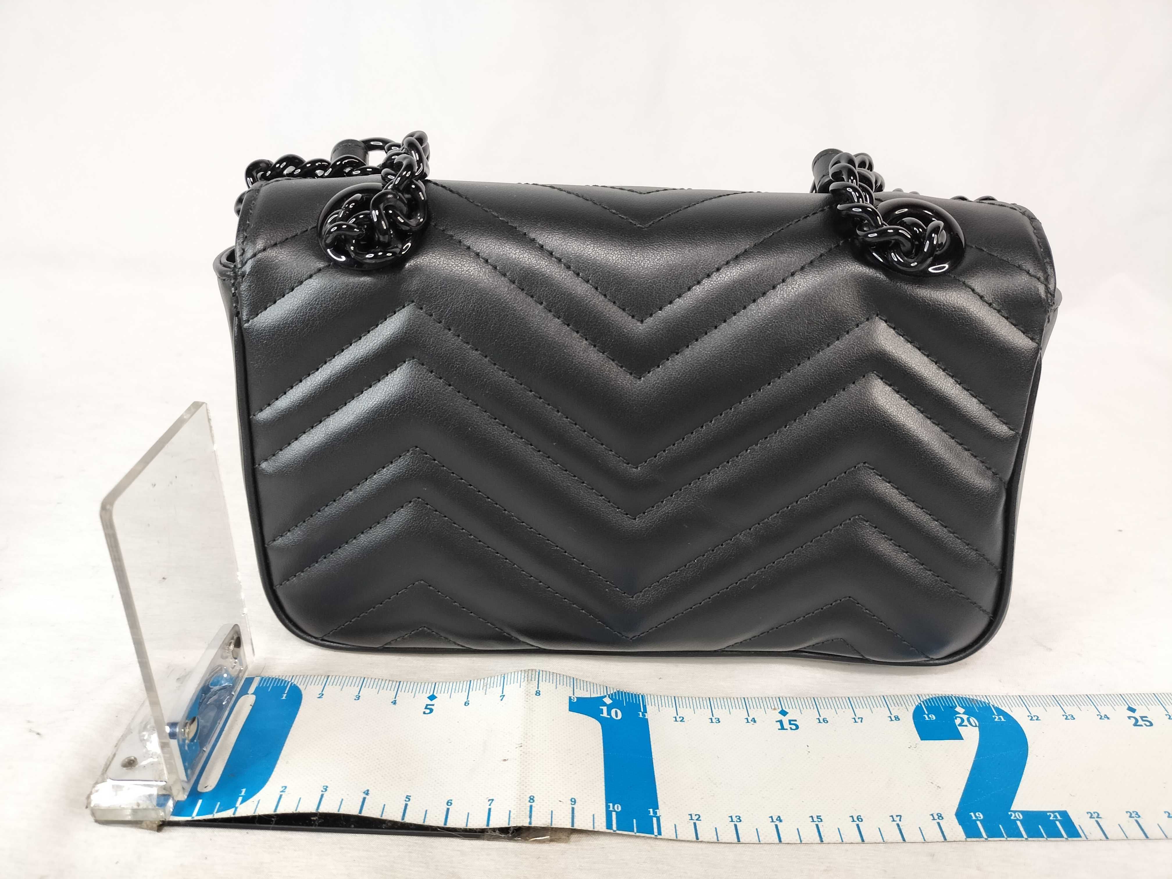 GG Marmont Small Chain Shoulder Bag RFID Shoulder Bag — view 2
