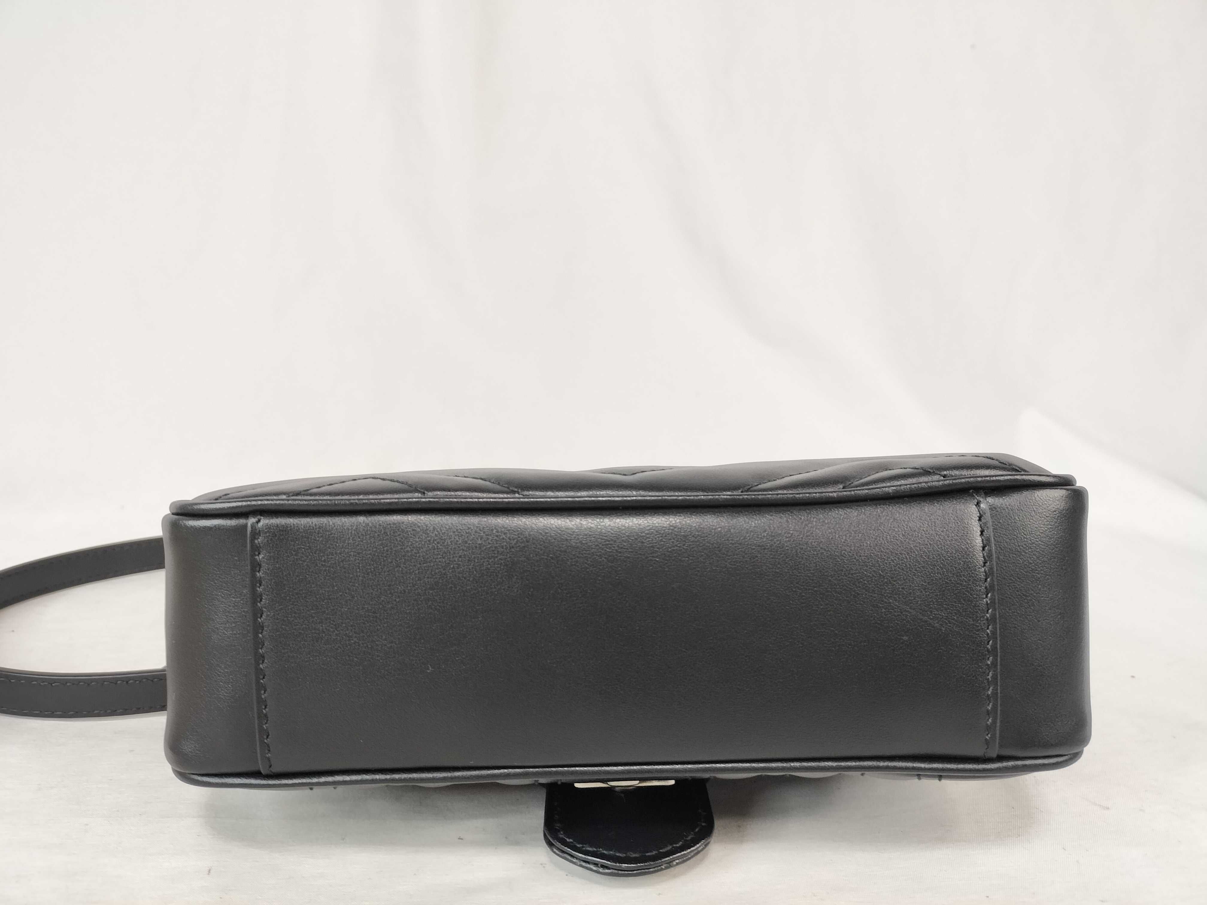 GG Marmont Small Chain Shoulder Bag RFID Shoulder Bag — view 7