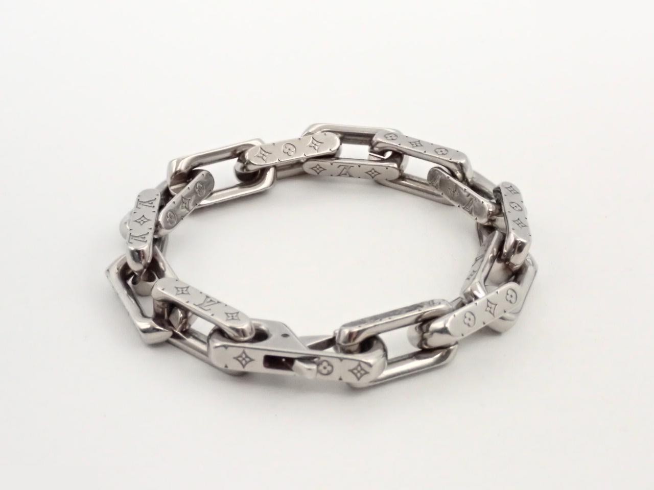 Monogram chain silver bracelet, wrist circumference approximately 17cm — view 2