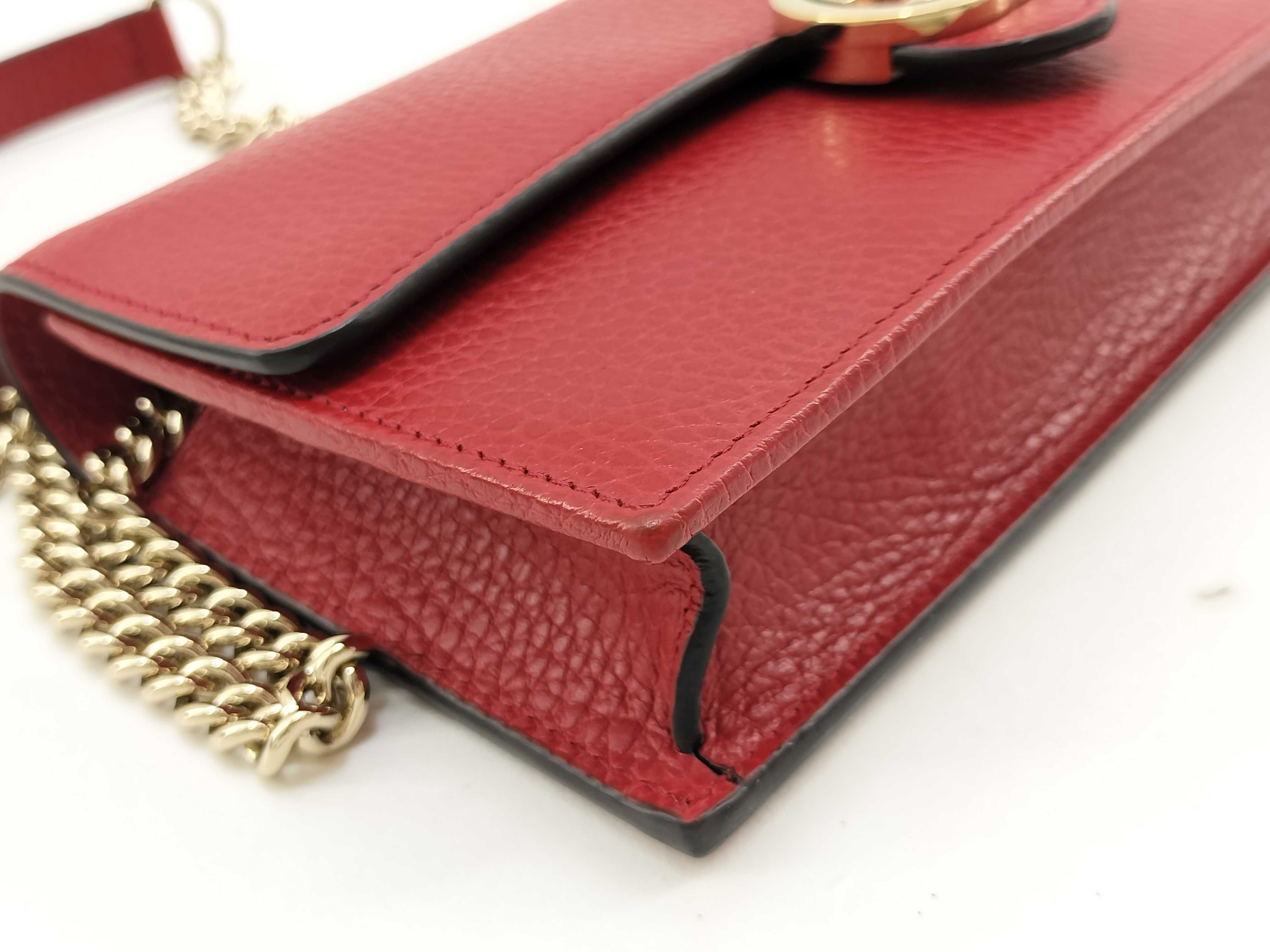 Interlocking Mini Chain Crossbody Bag Red Clutch Bag — view 4