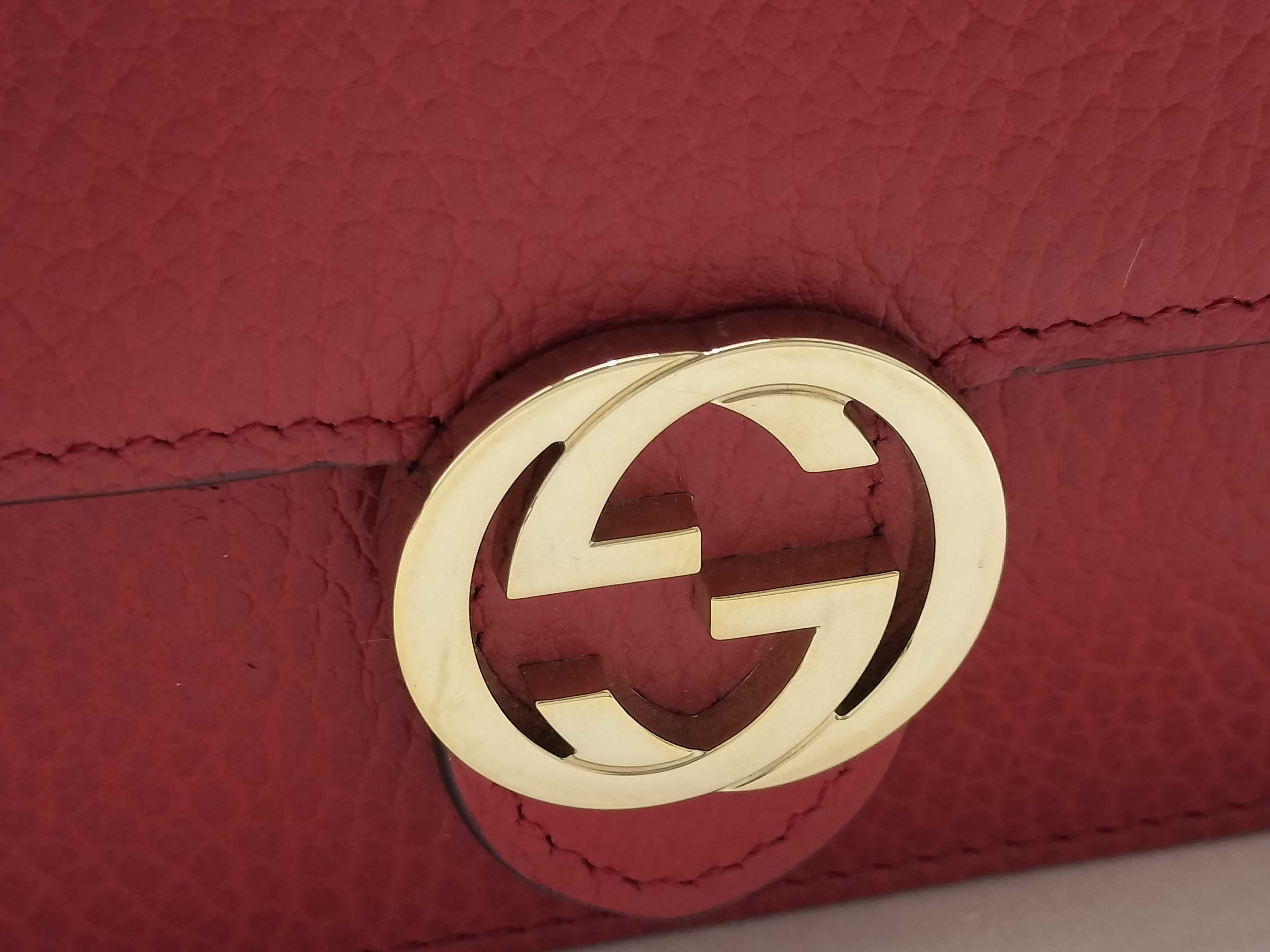 Interlocking Mini Chain Crossbody Bag Red Clutch Bag — view 9