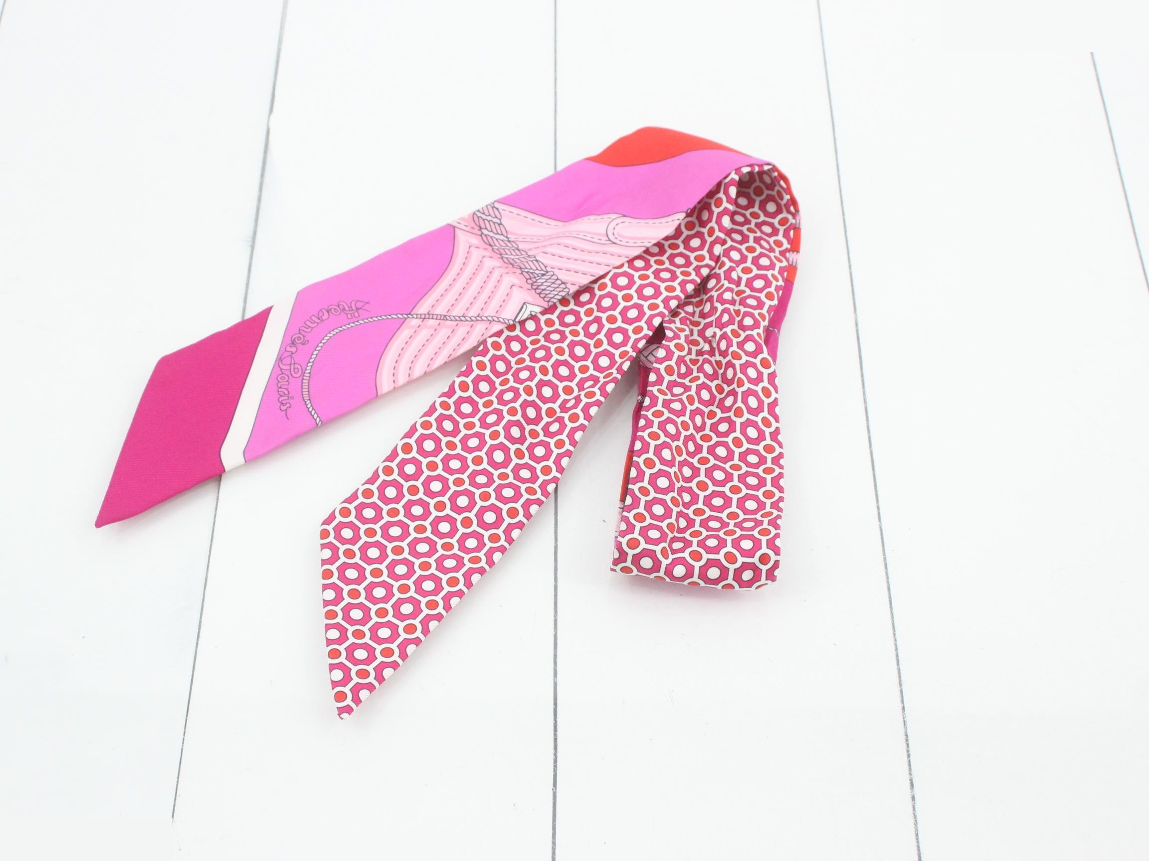 Twilly scarf with box — view 2