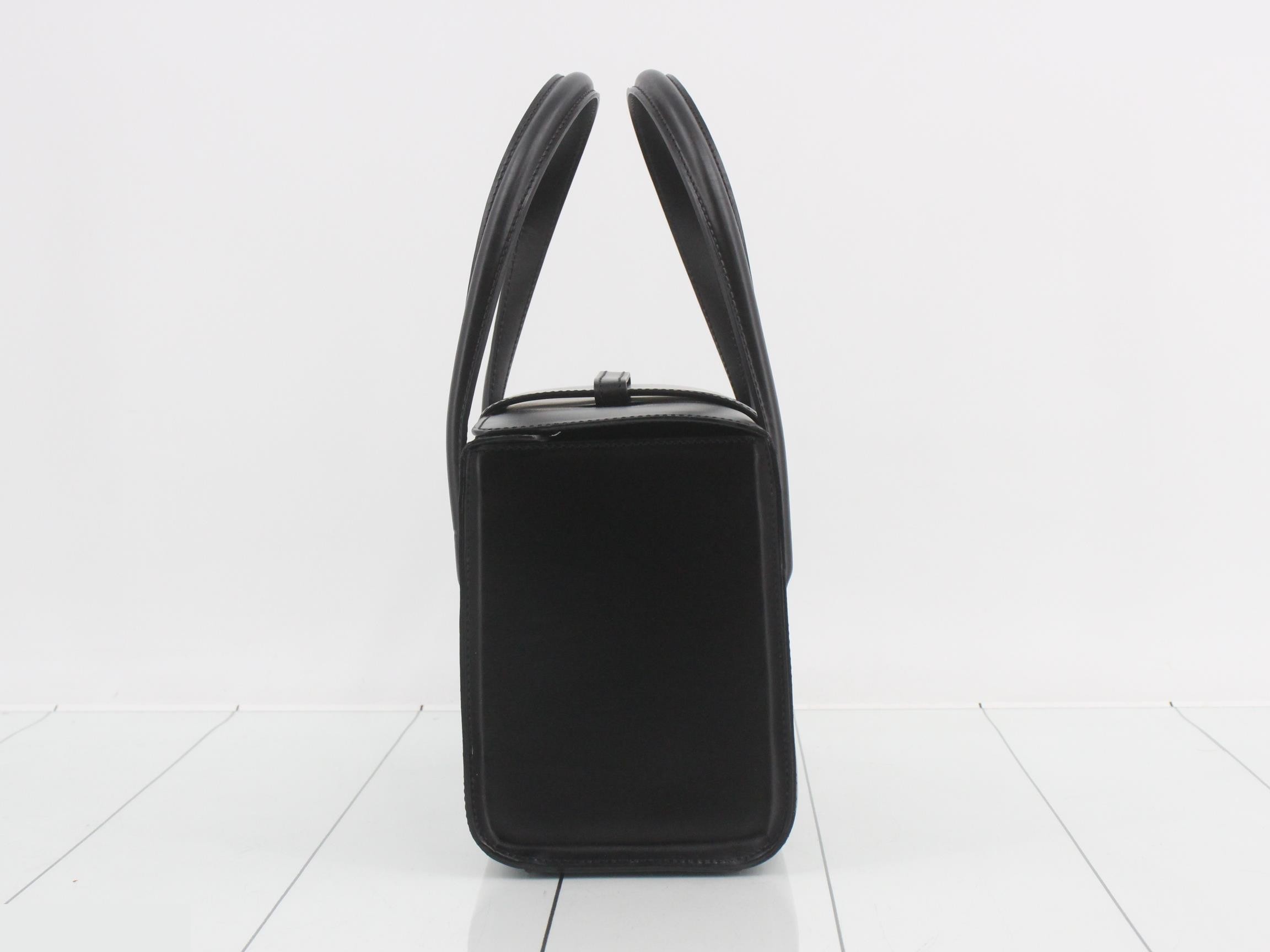 Panthère Box Bag, Leather, Black, S-type hardware, Dust bag included, 24 x 16 x 12 cm — view 3