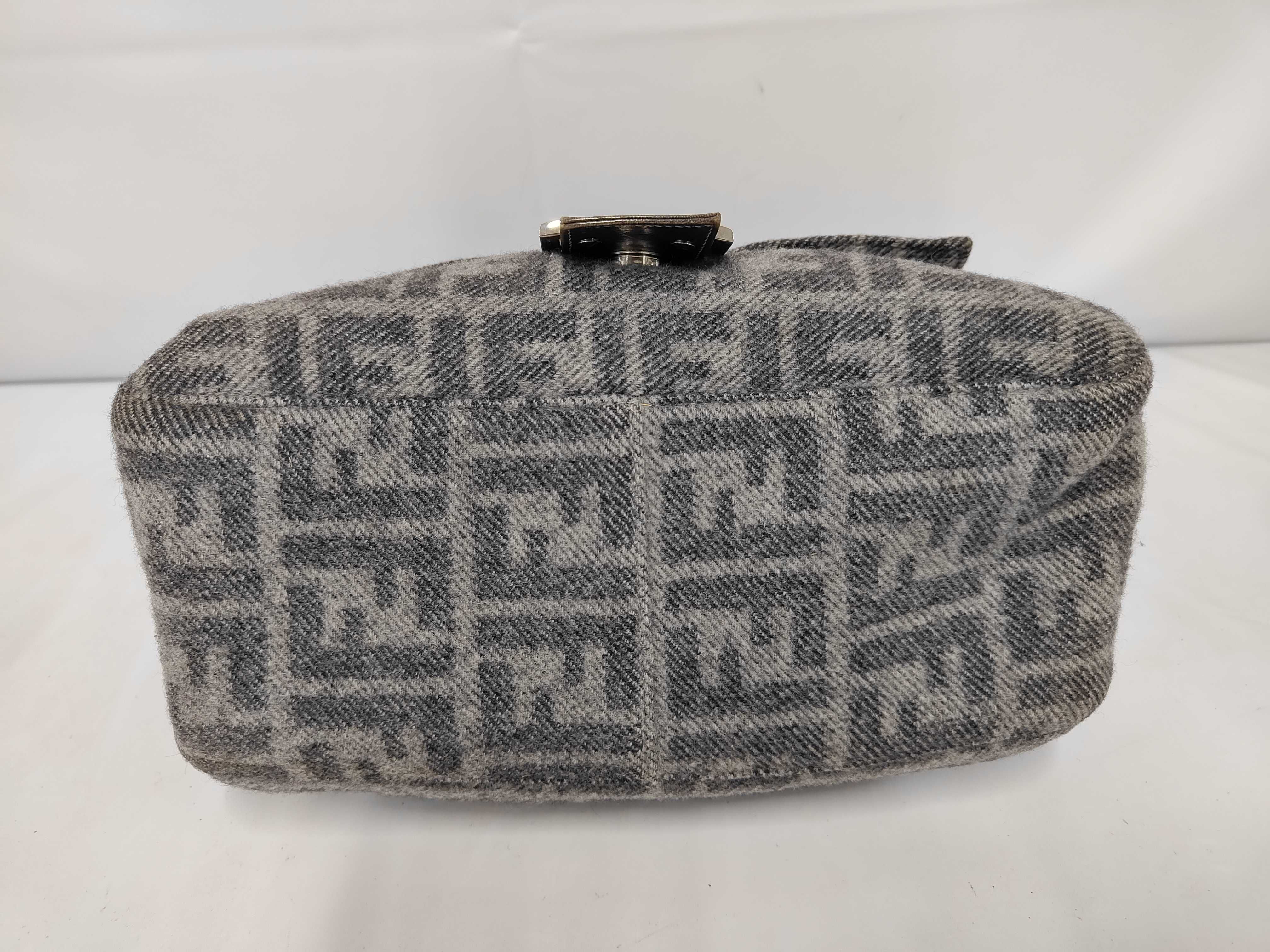 Grey Wool Mamma Bucket Bag 2308 26325 099 — view 3